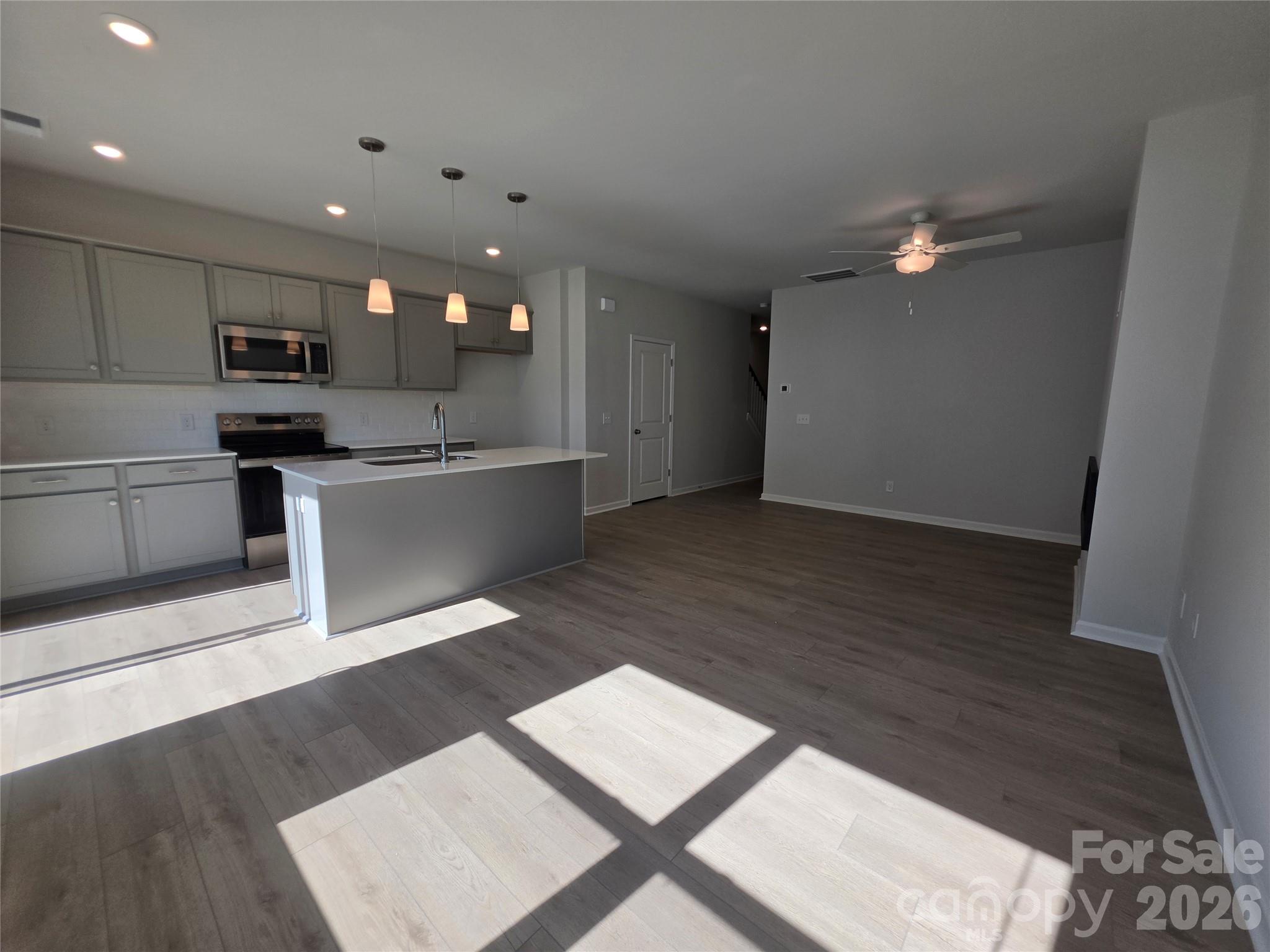 7450 Mashburn Drive Property Photo 6