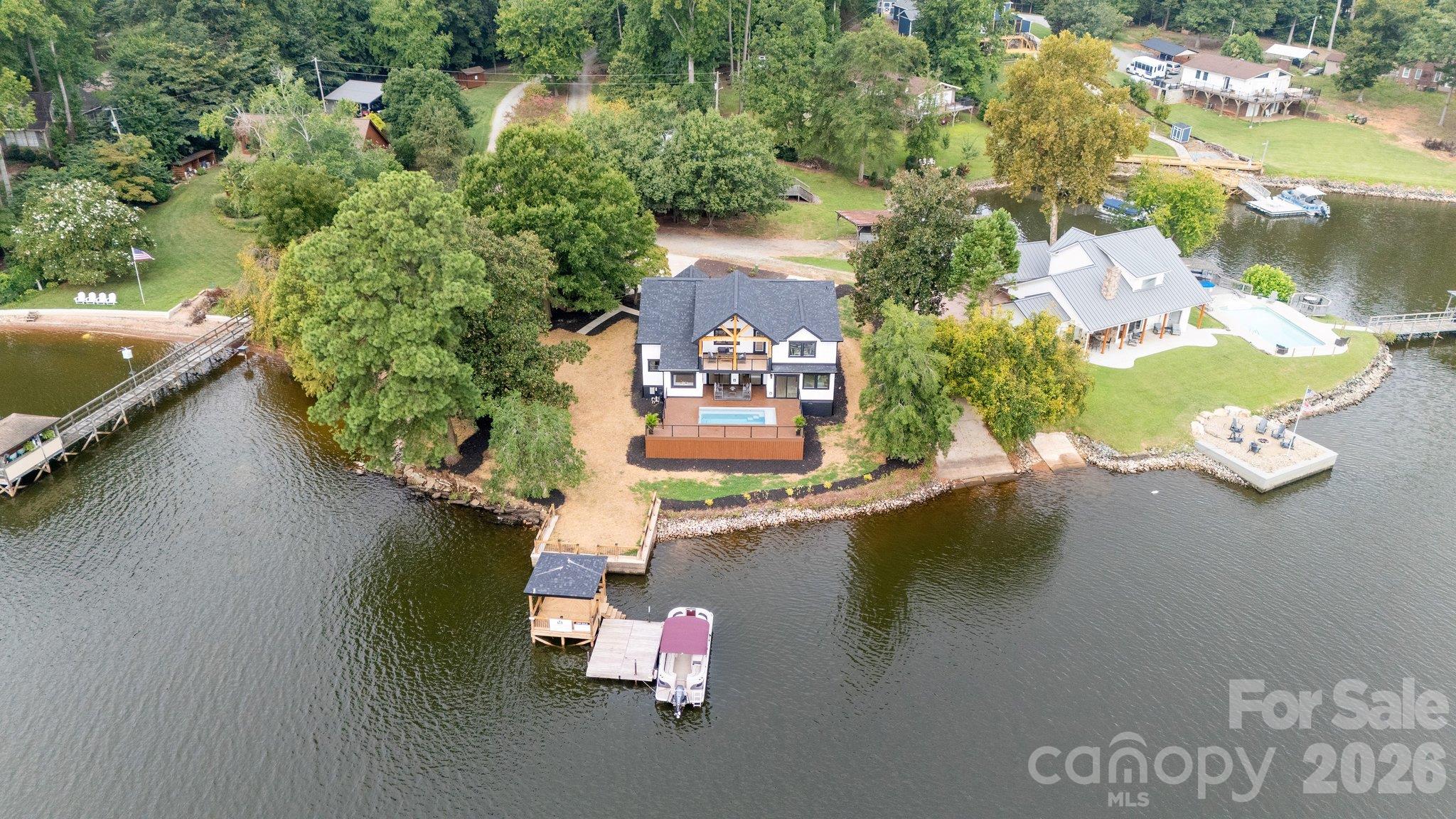 216 Lake Pines Lane Property Photo 4