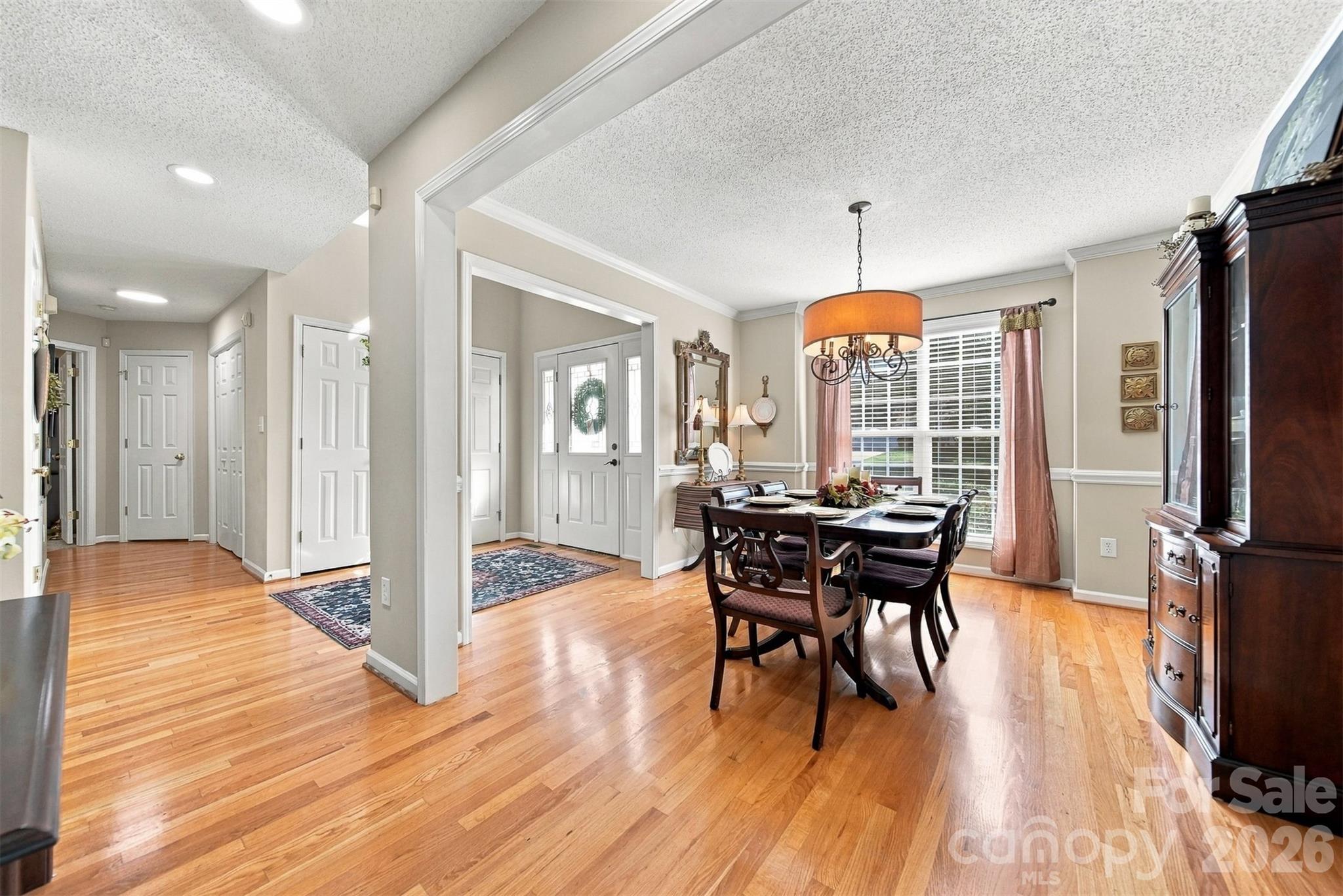 2741 25th Street Property Photo 5