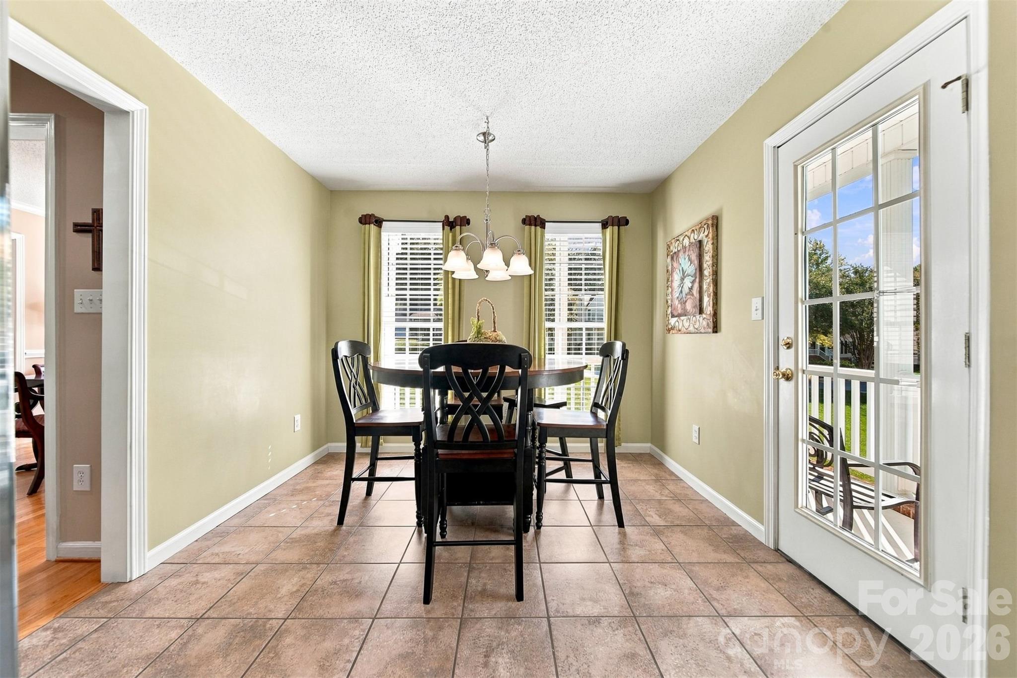 2741 25th Street Property Photo 12