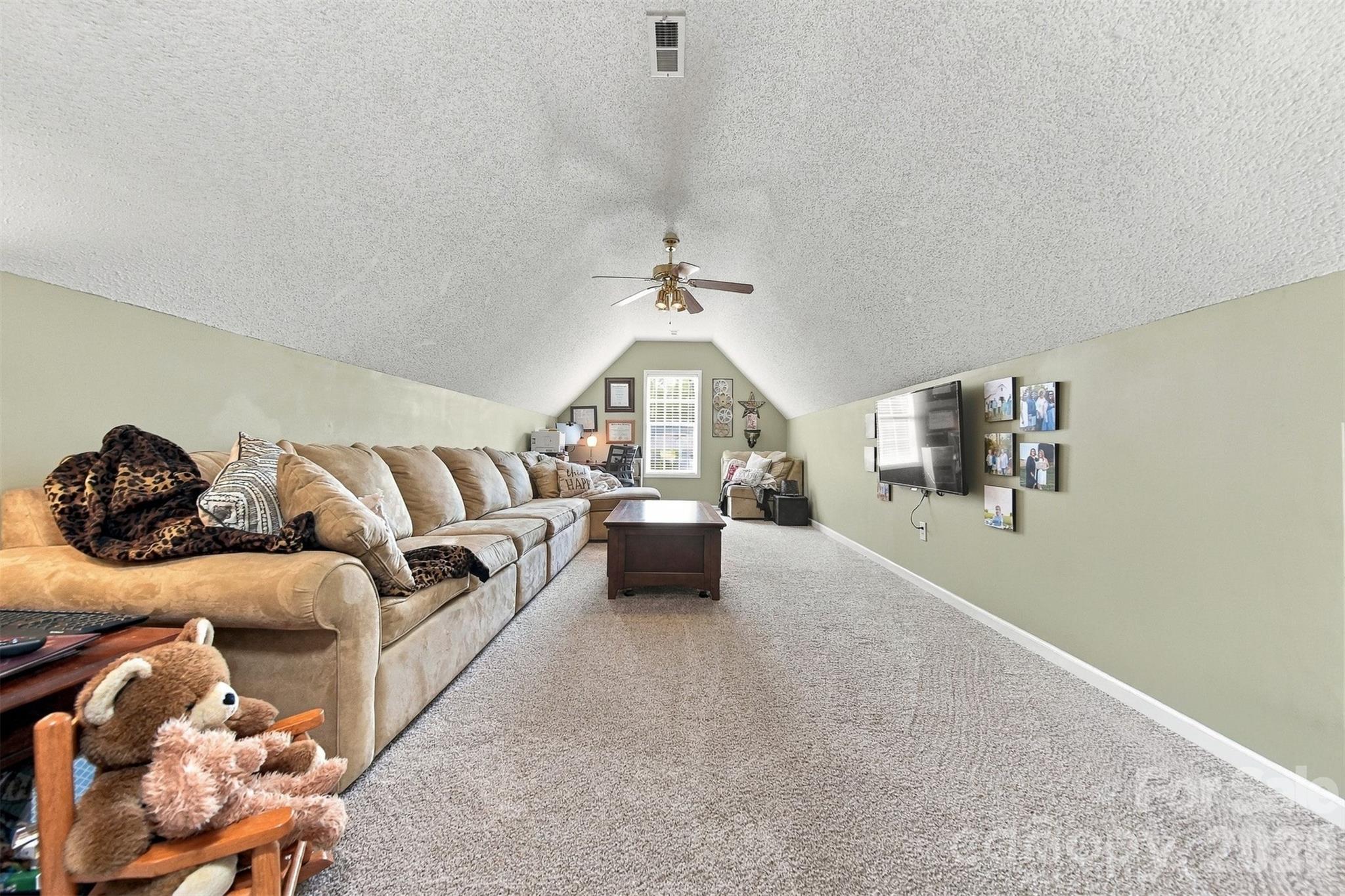 2741 25th Street Property Photo 25