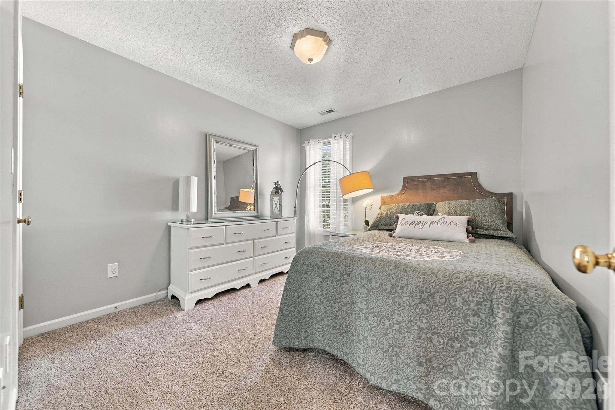 2741 25th Street Property Photo 27