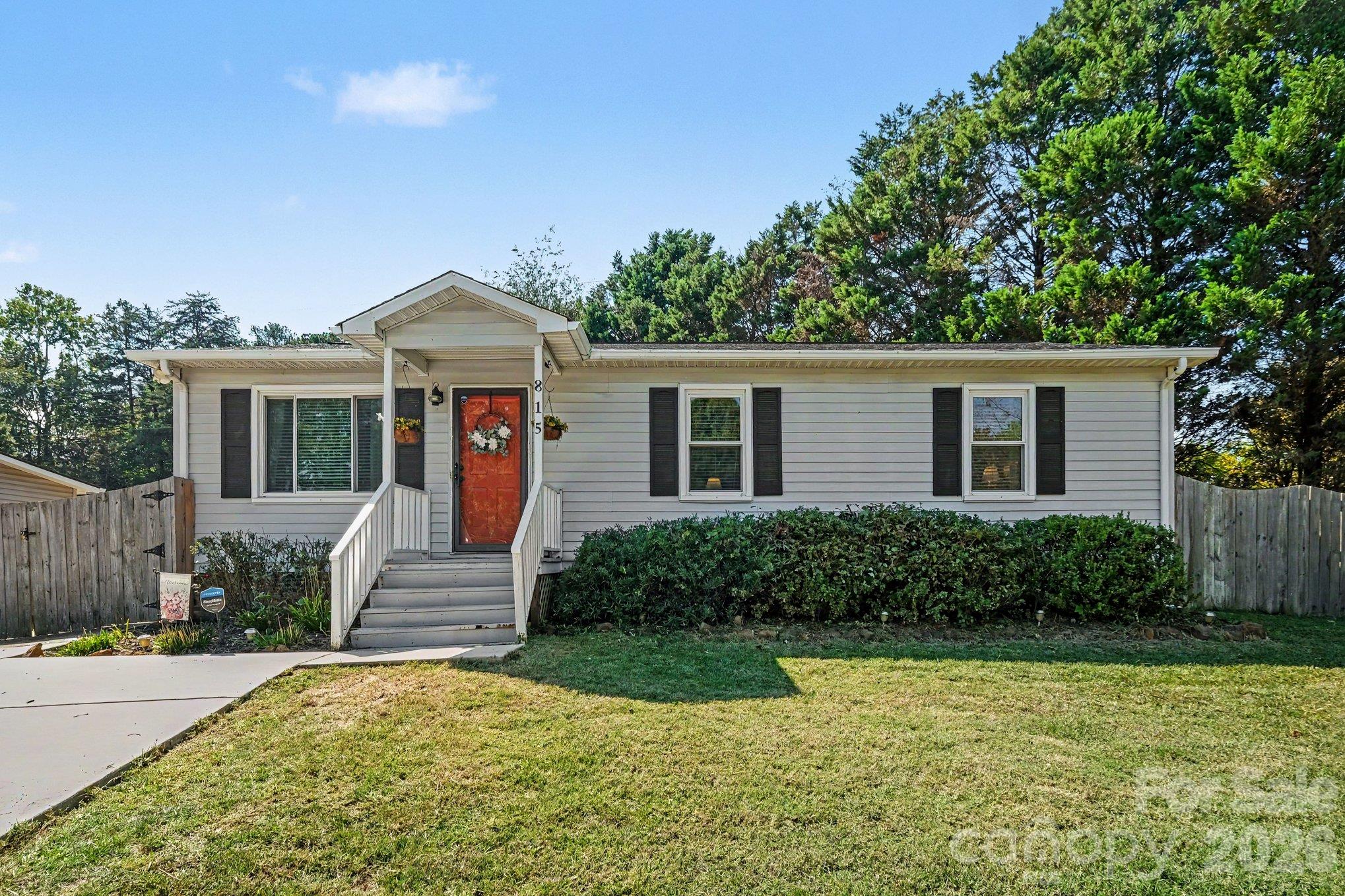 815 Mooresville Road Property Photo 2