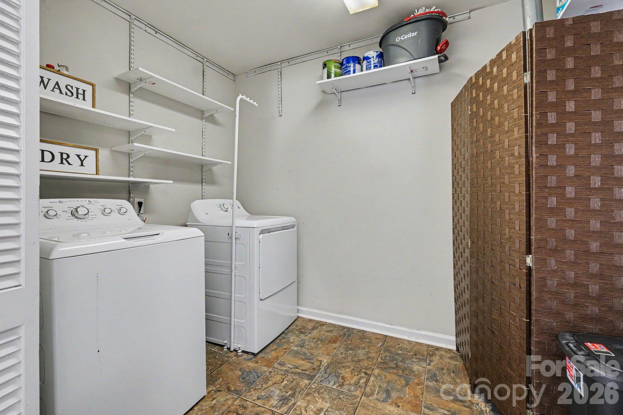 815 Mooresville Road Property Photo 15