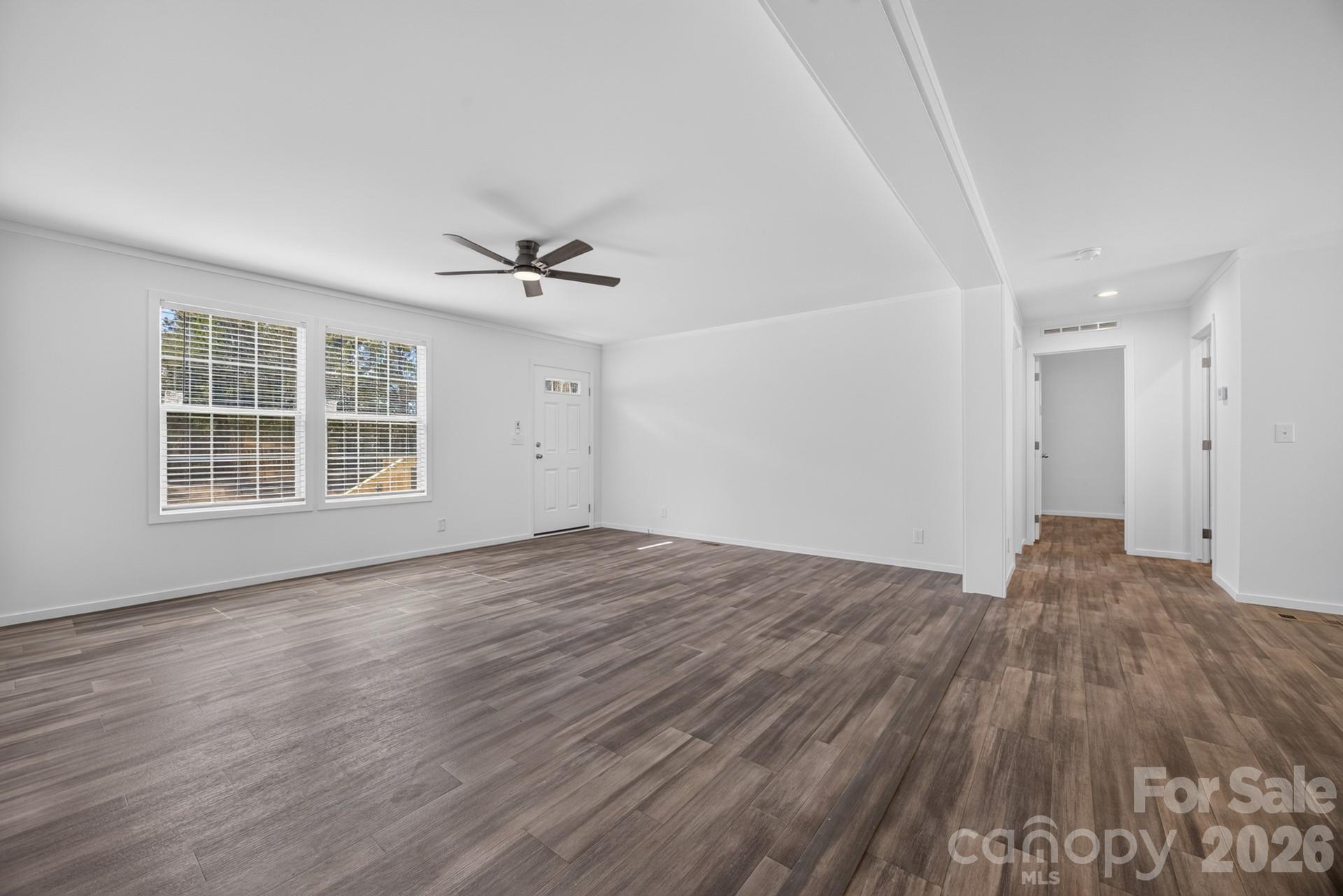 180 Christophers Court Property Photo 7