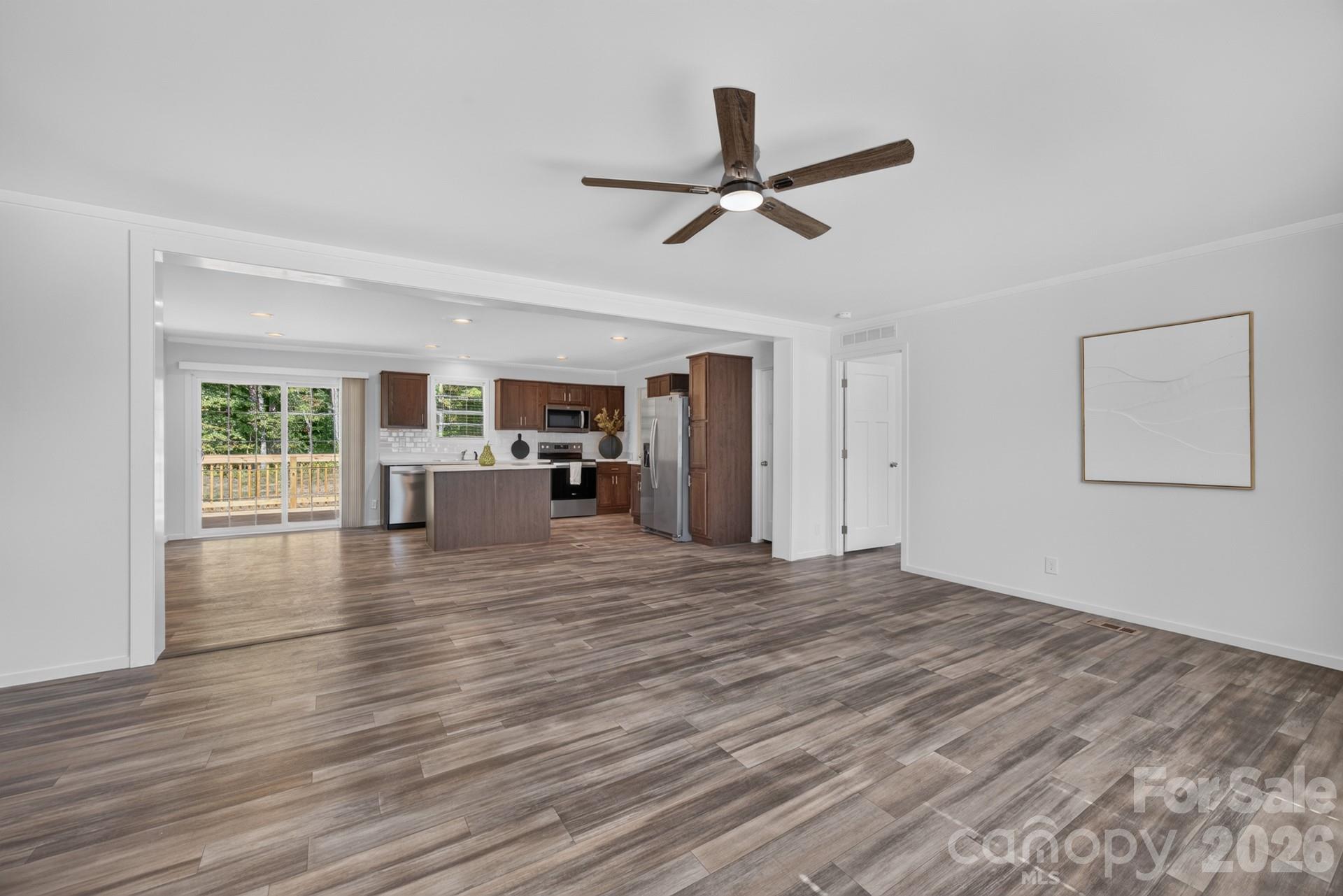 180 Christophers Court Property Photo 8