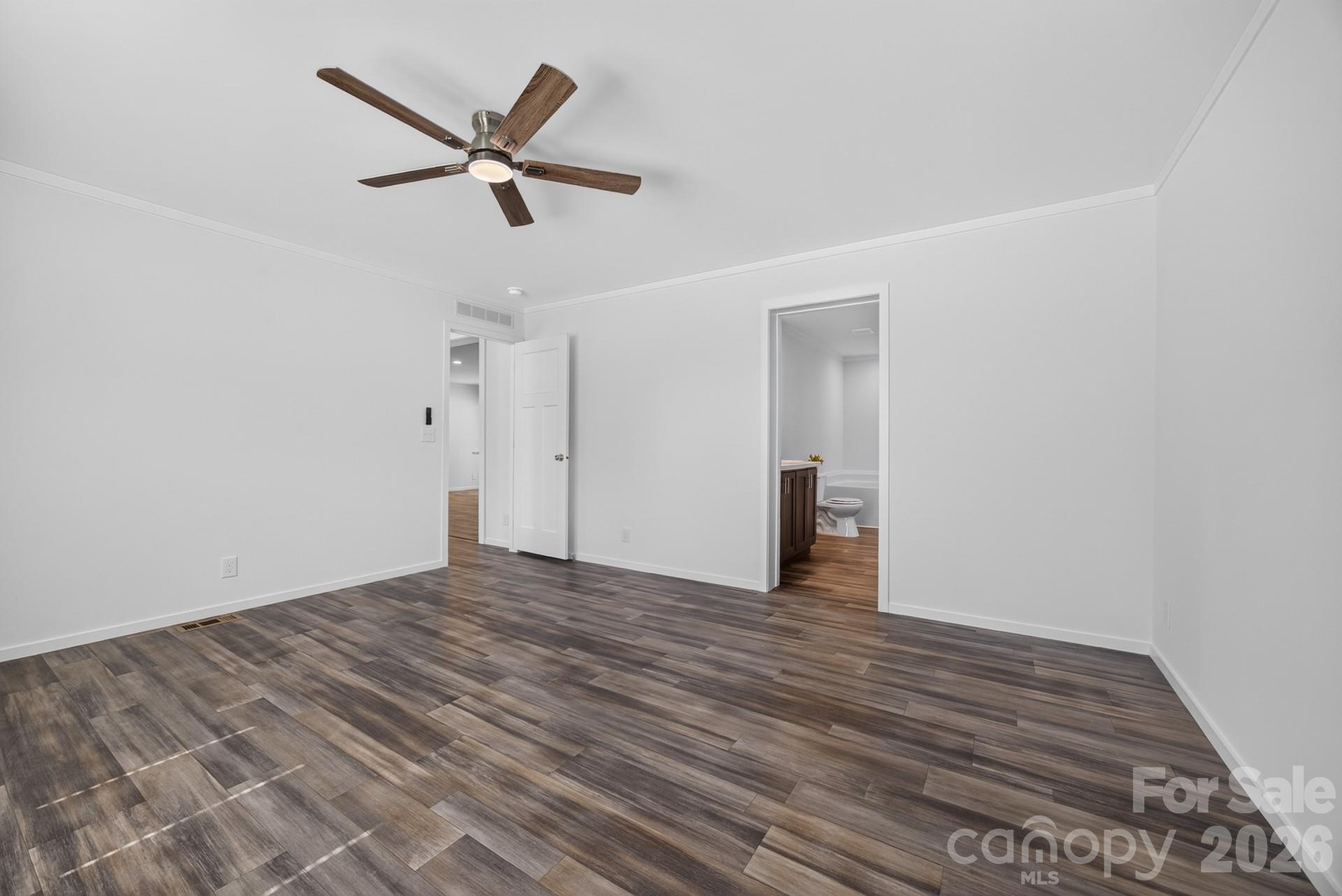 180 Christophers Court Property Photo 22