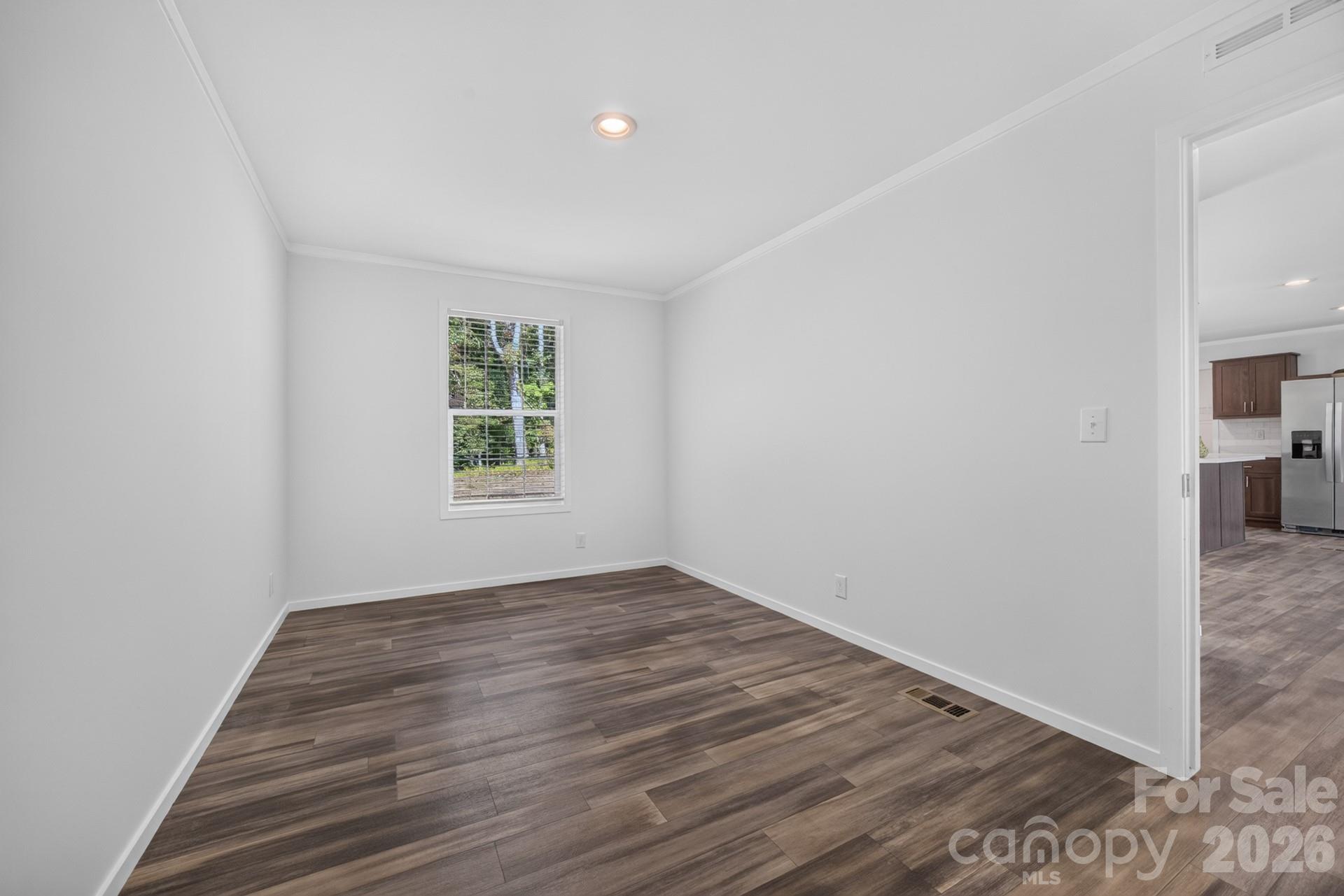 180 Christophers Court Property Photo 30