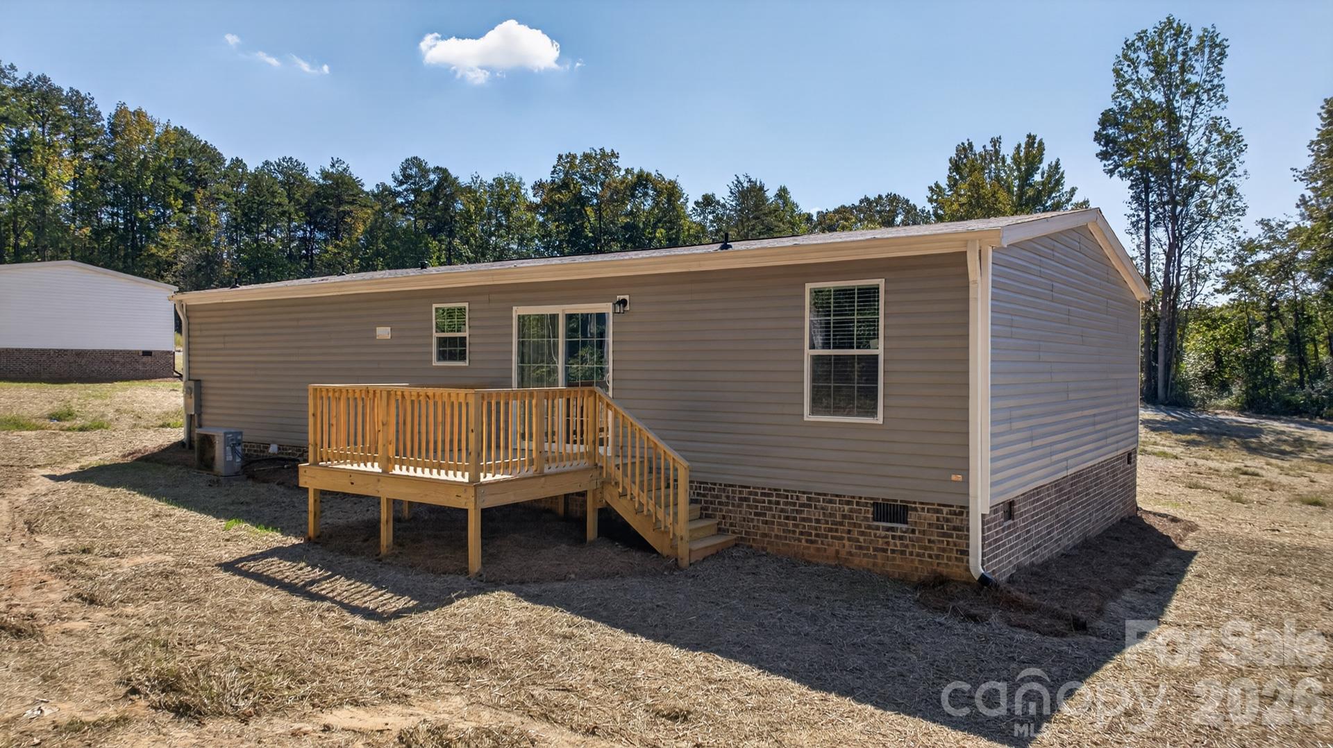 180 Christophers Court Property Photo 34