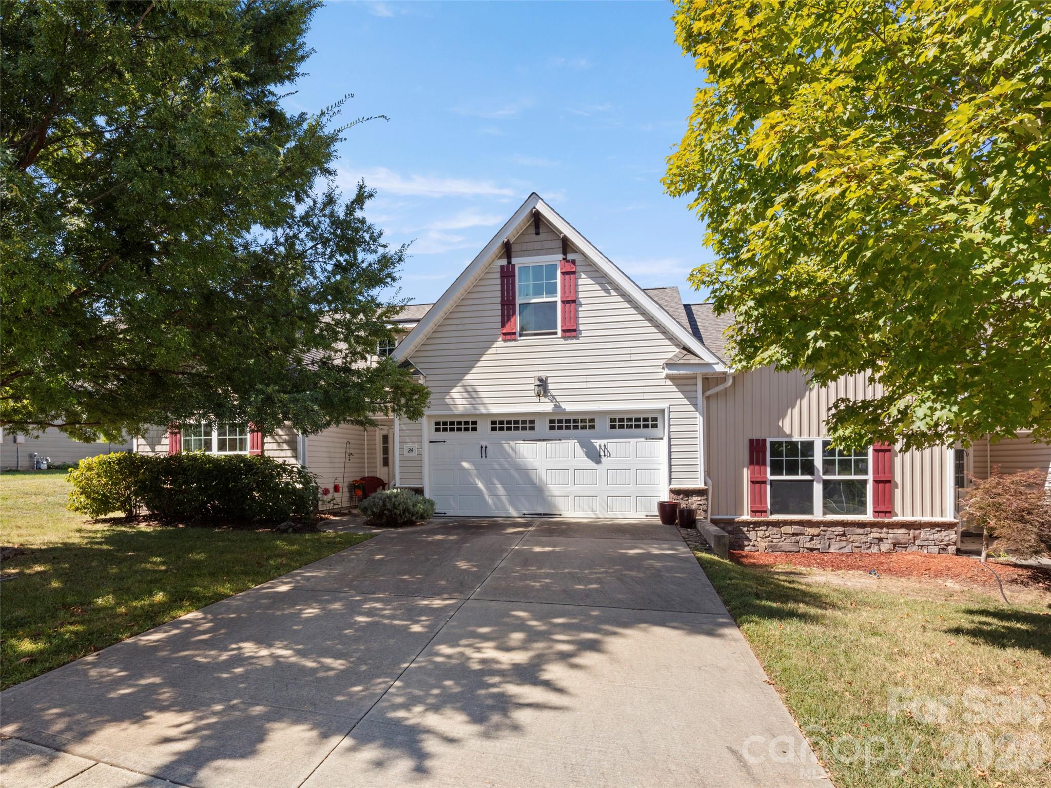 24 Loftin Street Property Photo 1