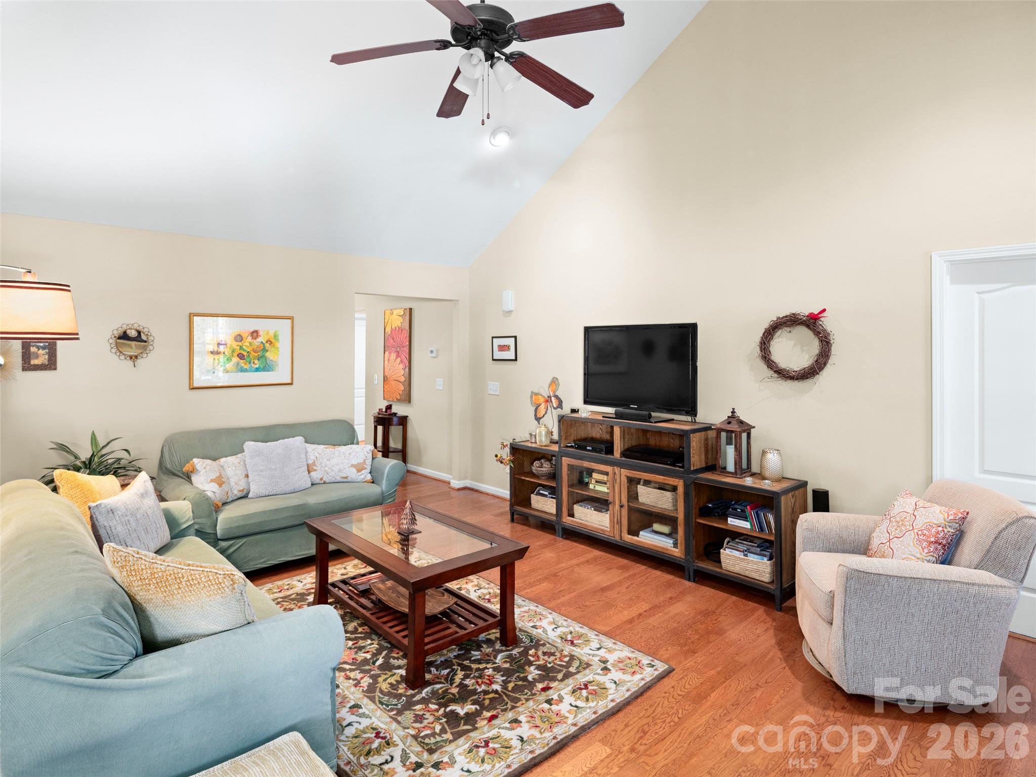 24 Loftin Street Property Photo 4