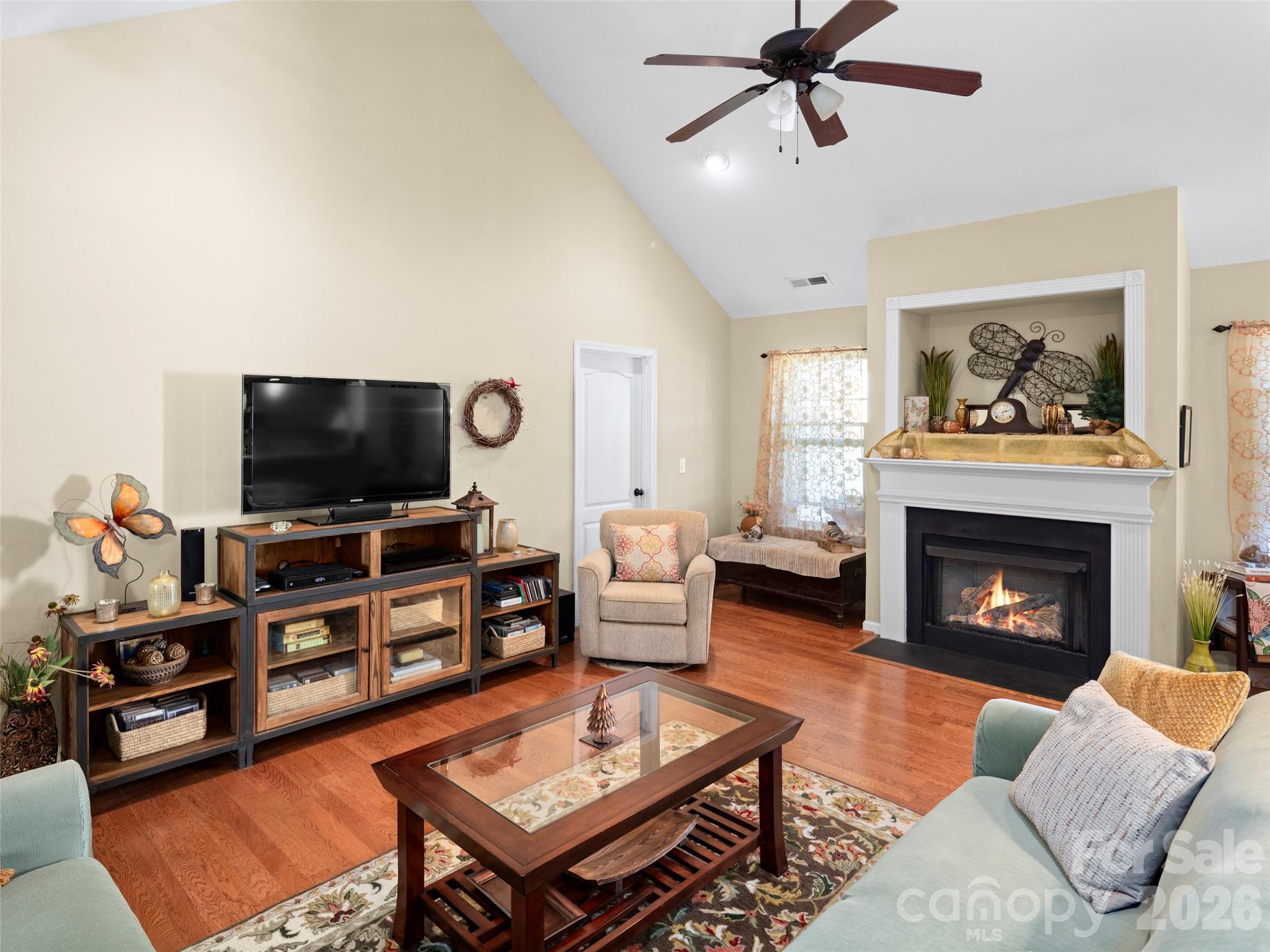 24 Loftin Street Property Photo 5