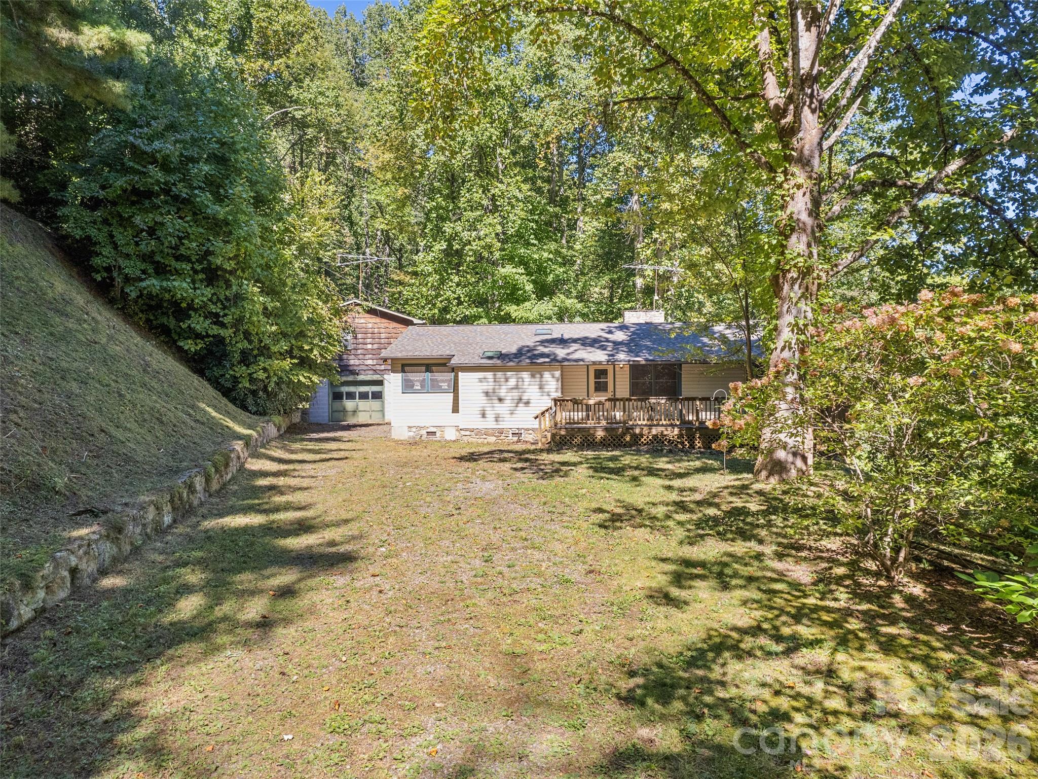54 Twilight Lane Property Photo 5