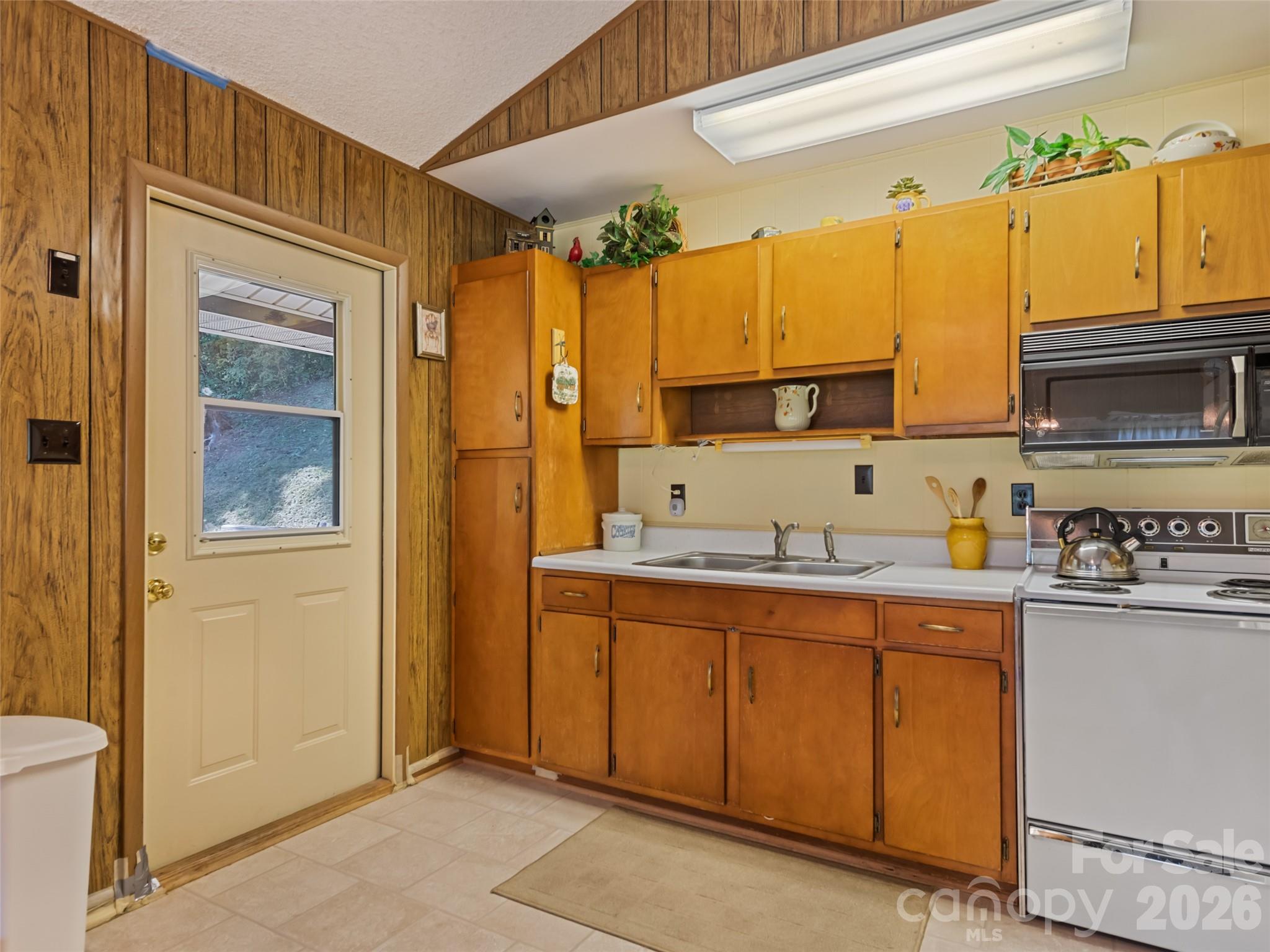 54 Twilight Lane Property Photo 24