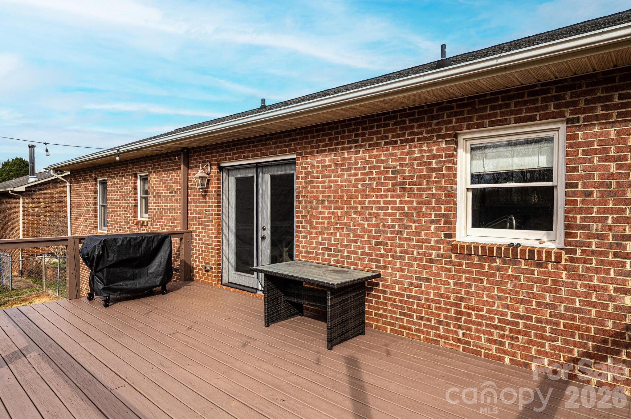 2487 Ashford Drive Property Photo 4