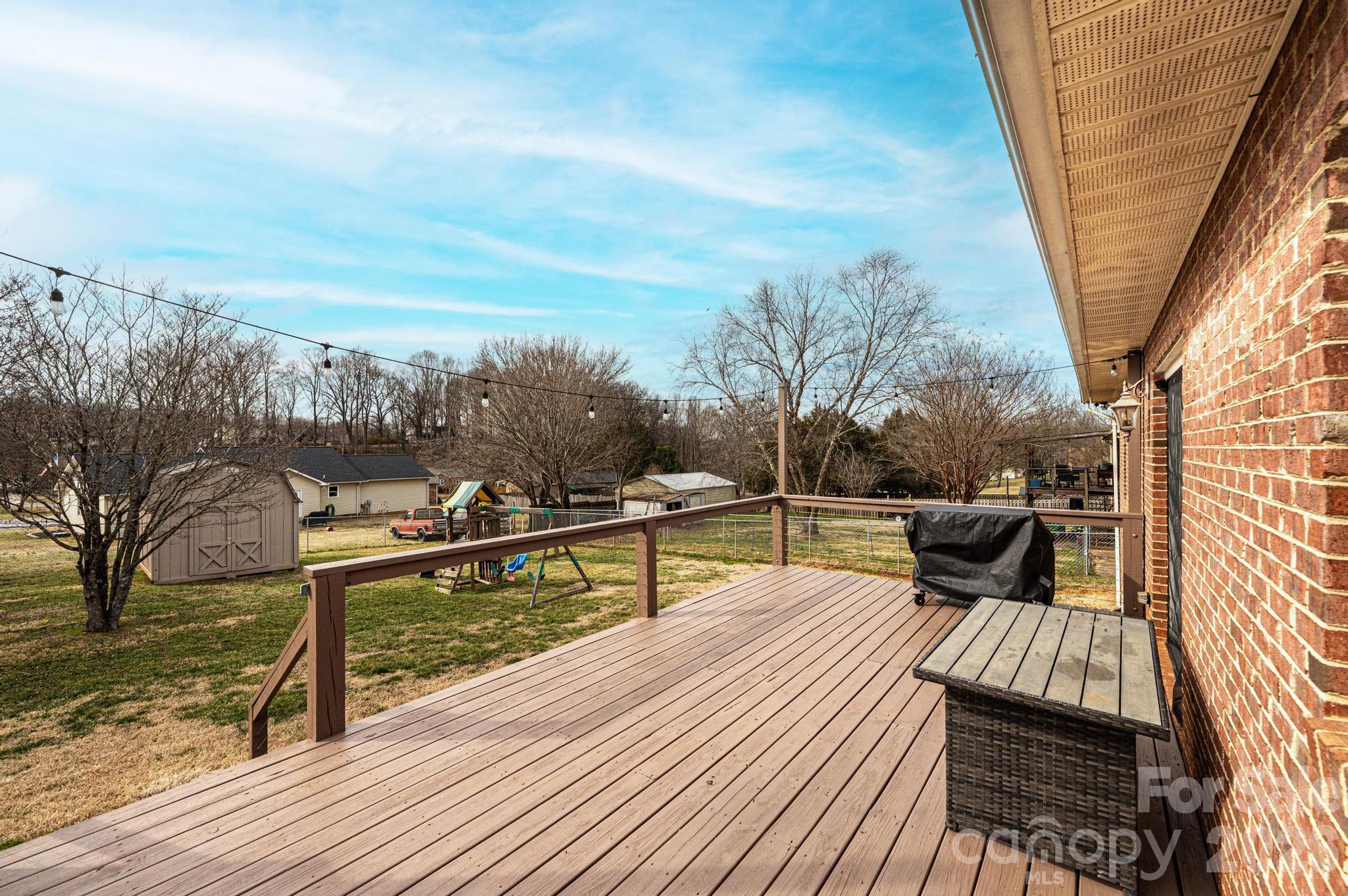 2487 Ashford Drive Property Photo 5
