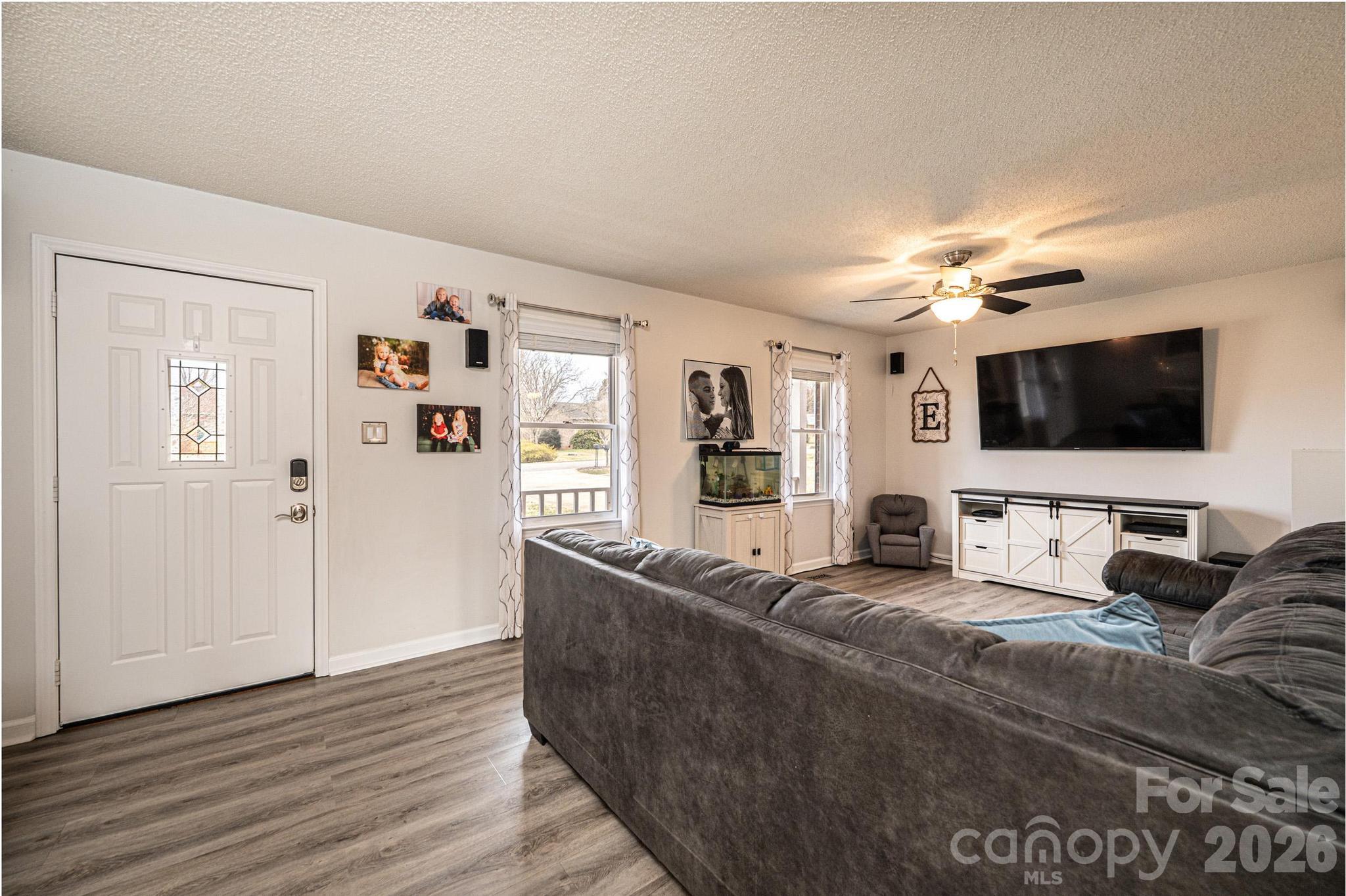 2487 Ashford Drive Property Photo 8