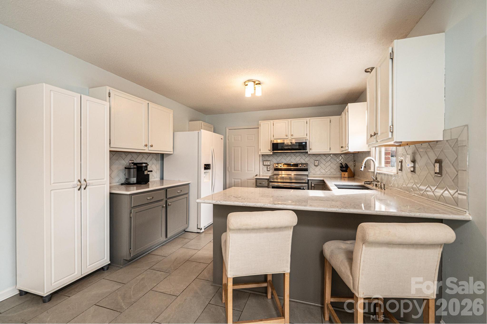 2487 Ashford Drive Property Photo 15