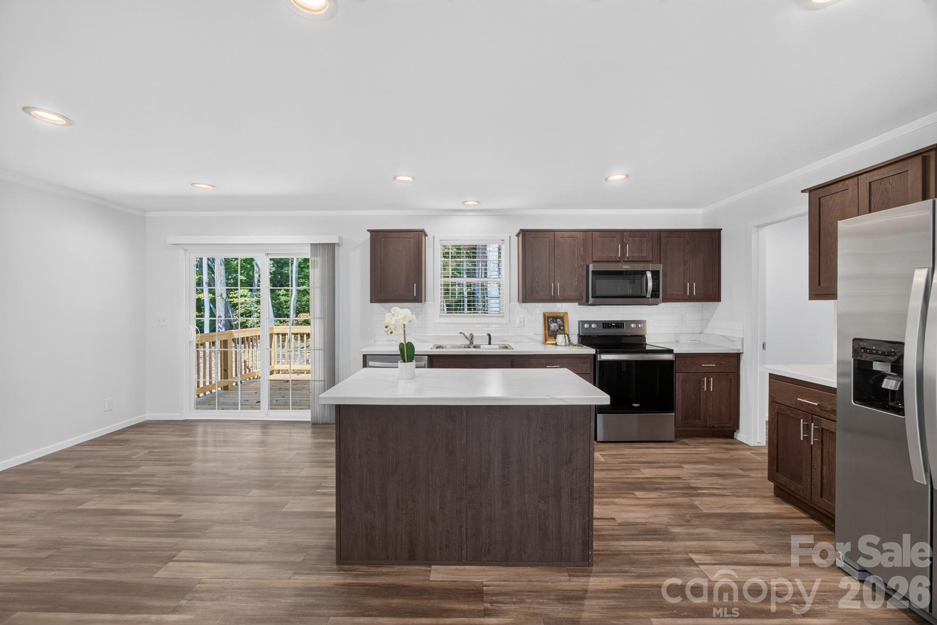 202 Christophers Court Property Photo 14