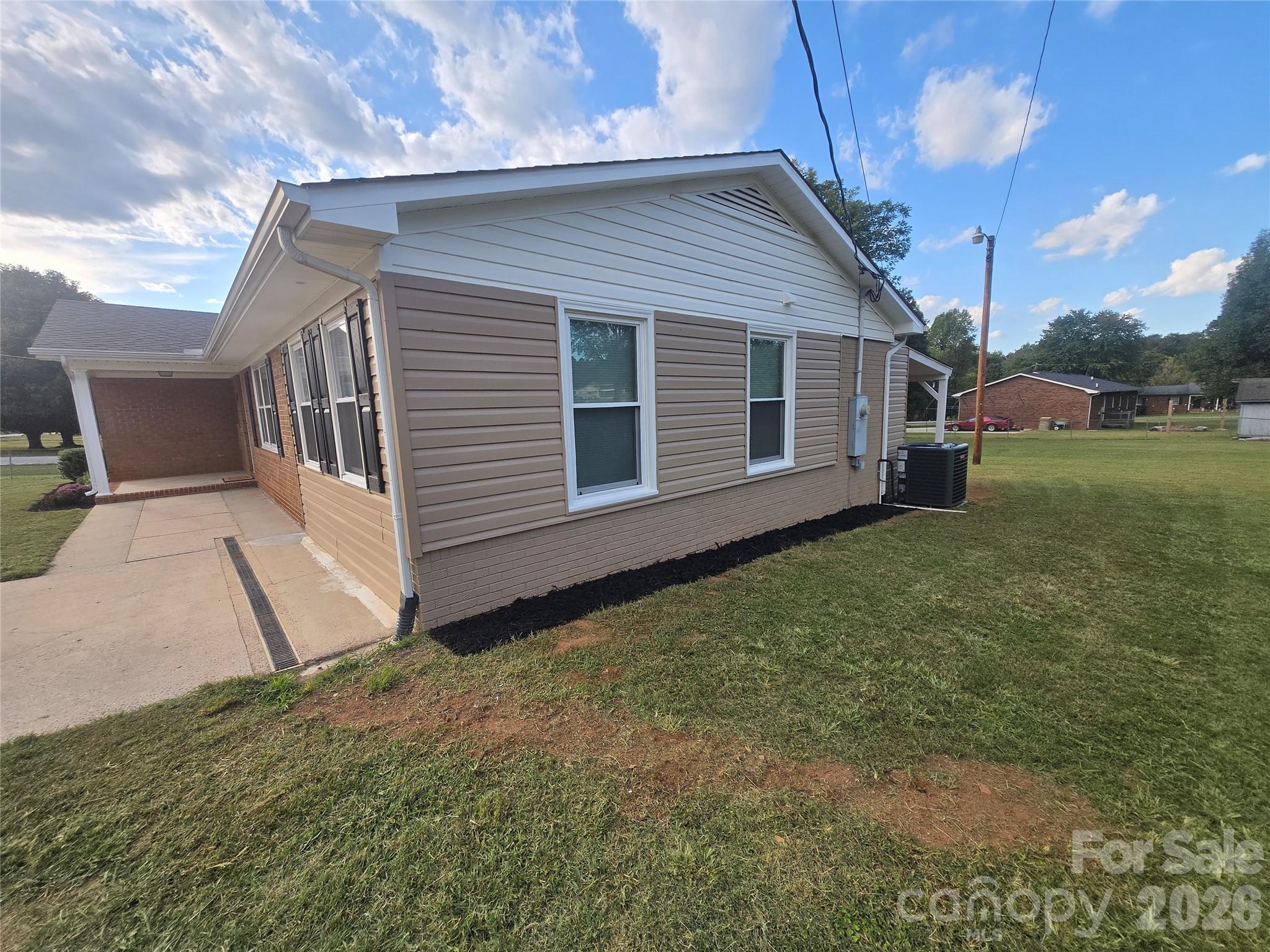 421 Nixon Road Property Photo 27