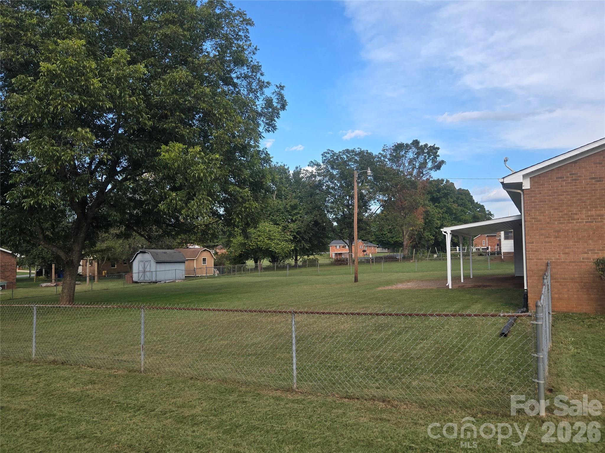 421 Nixon Road Property Photo 28