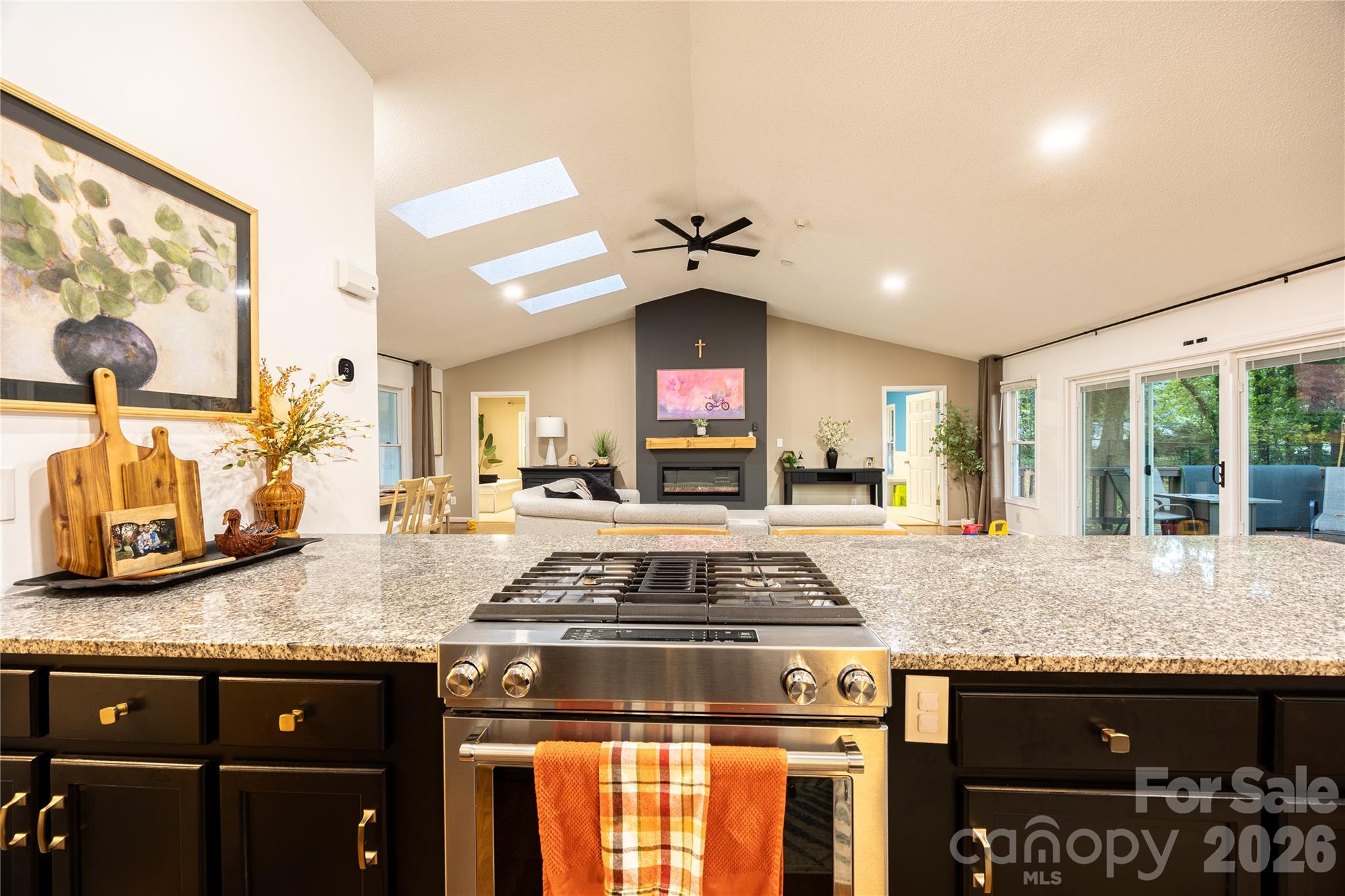 221 5th Street Property Photo 12