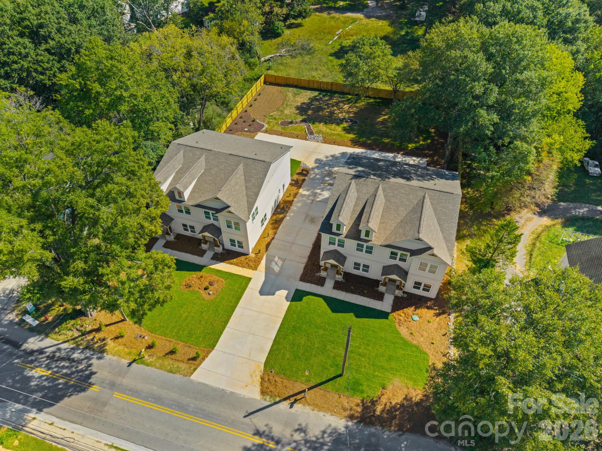 630 Modena Street Property Photo 3