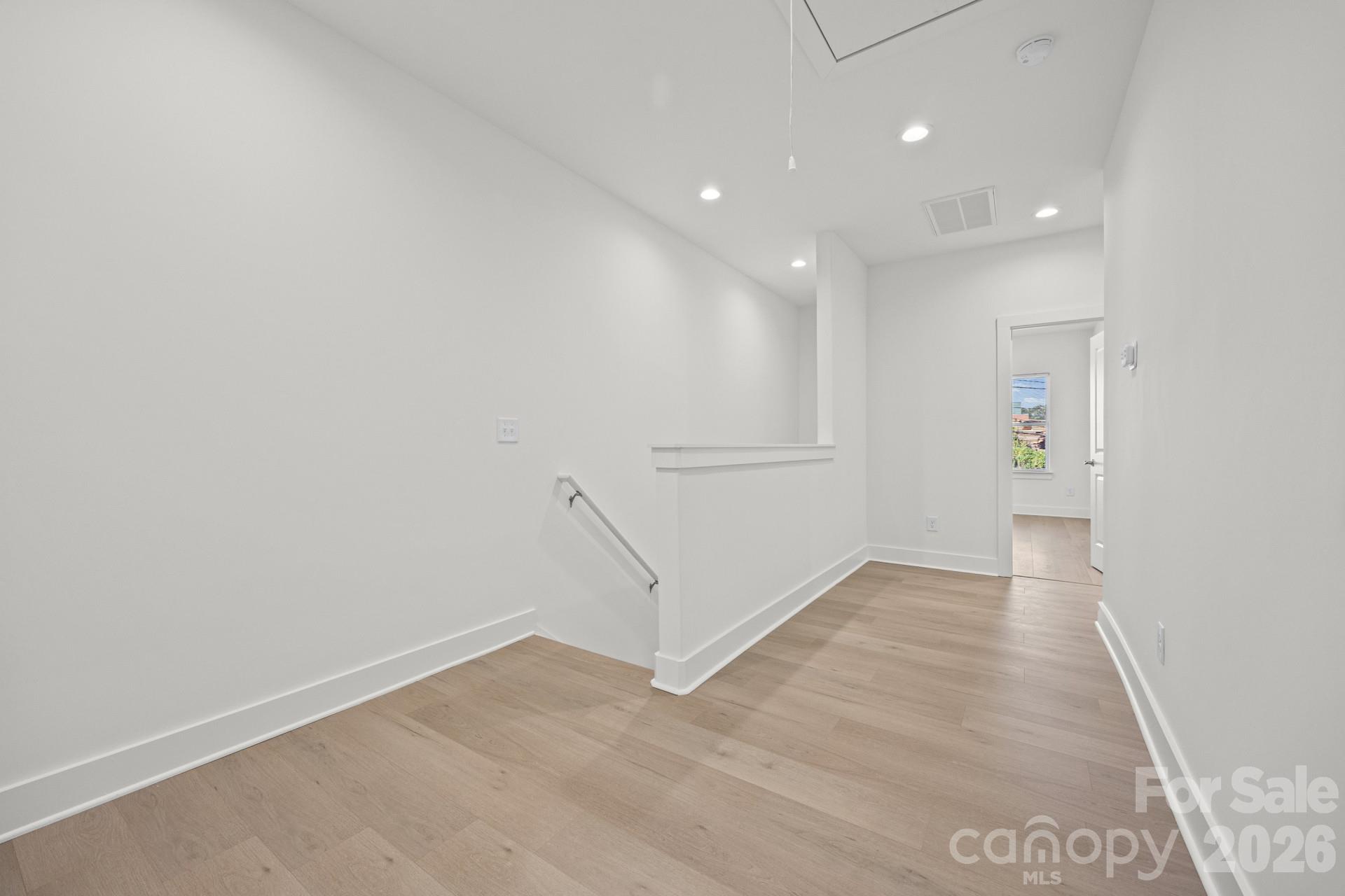 630 Modena Street Property Photo 16