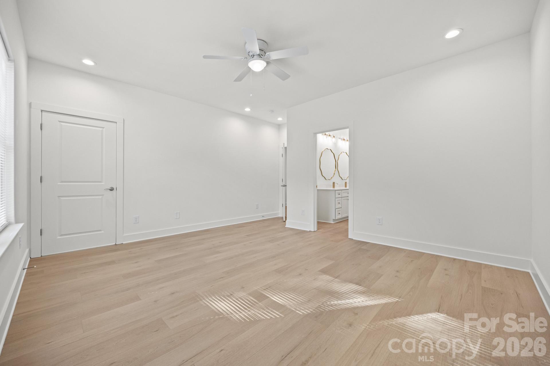 630 Modena Street Property Photo 22