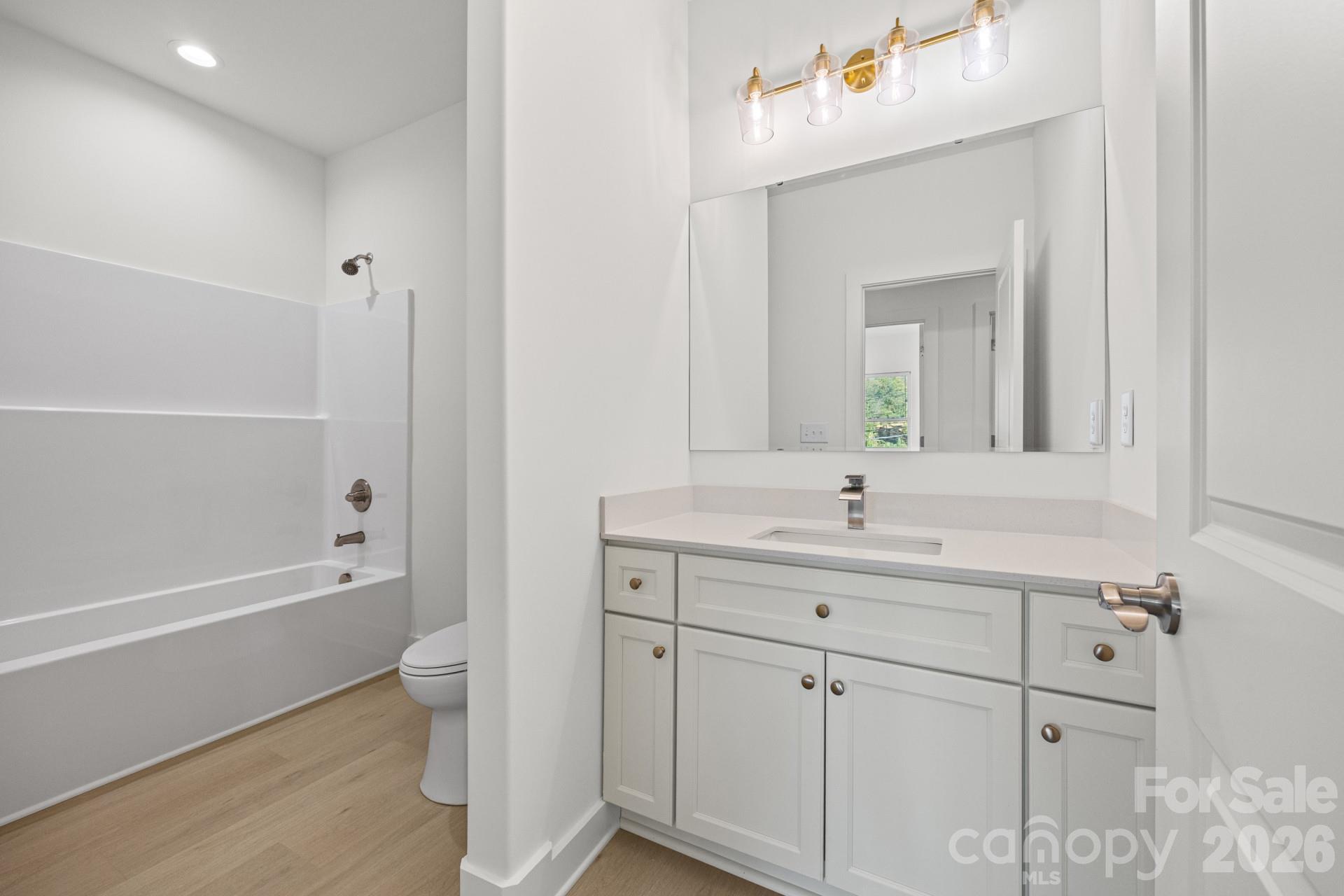 630 Modena Street Property Photo 24