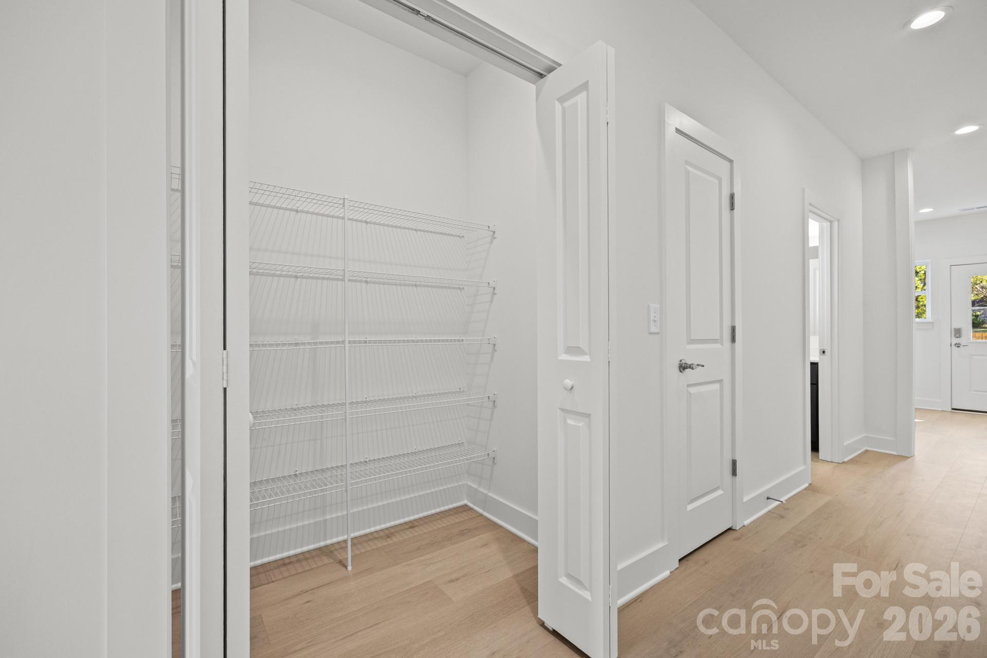 630 Modena Street Property Photo 29