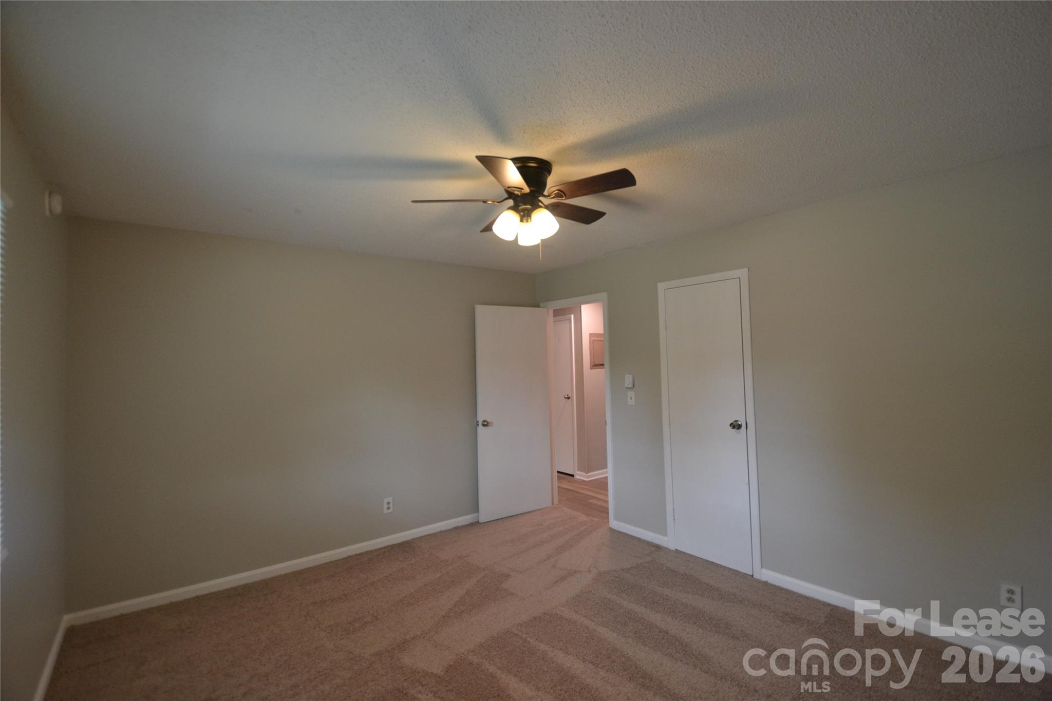 102 Sunset Drive Property Photo 13