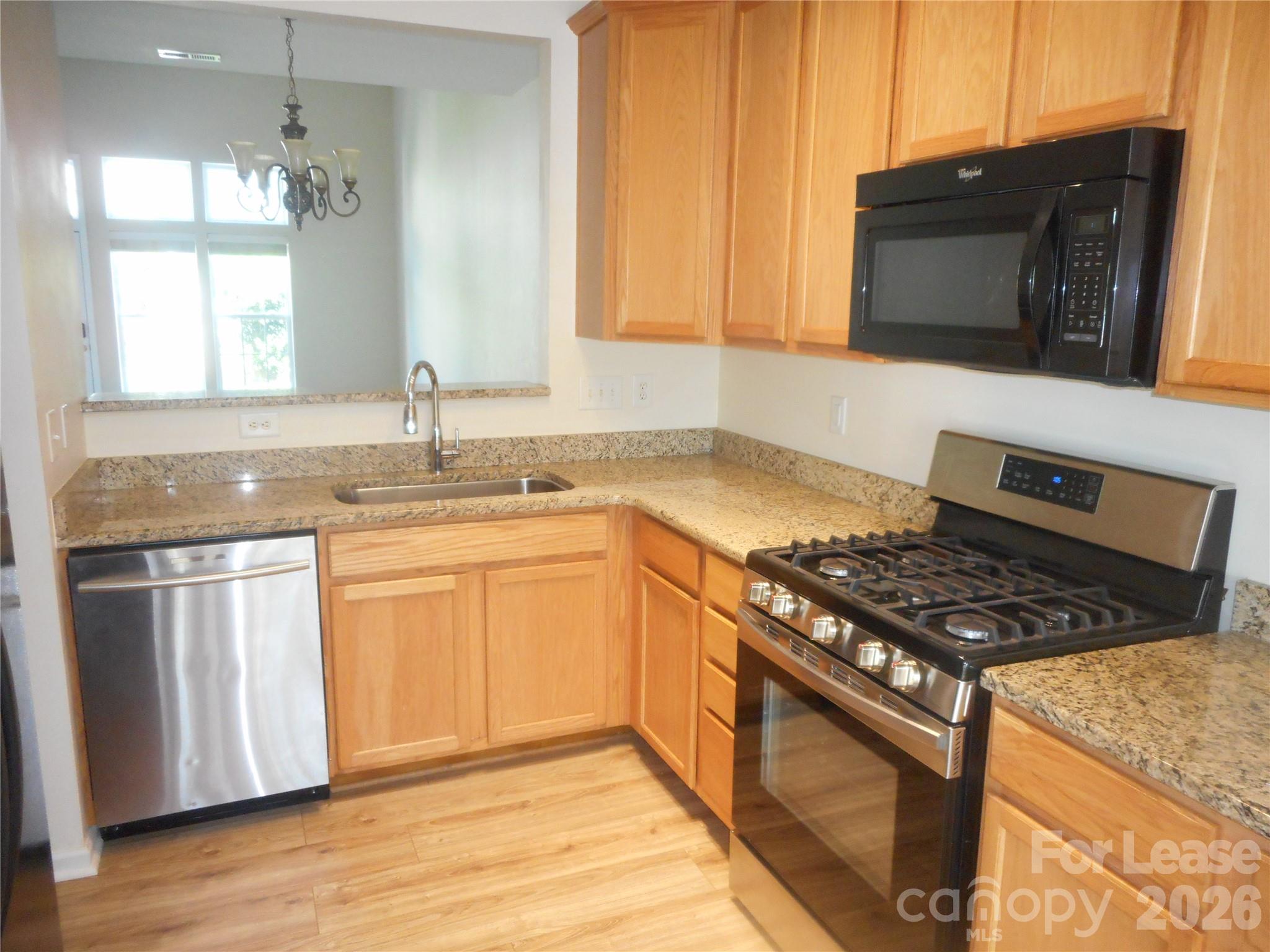 559 Pate Drive Property Photo 3