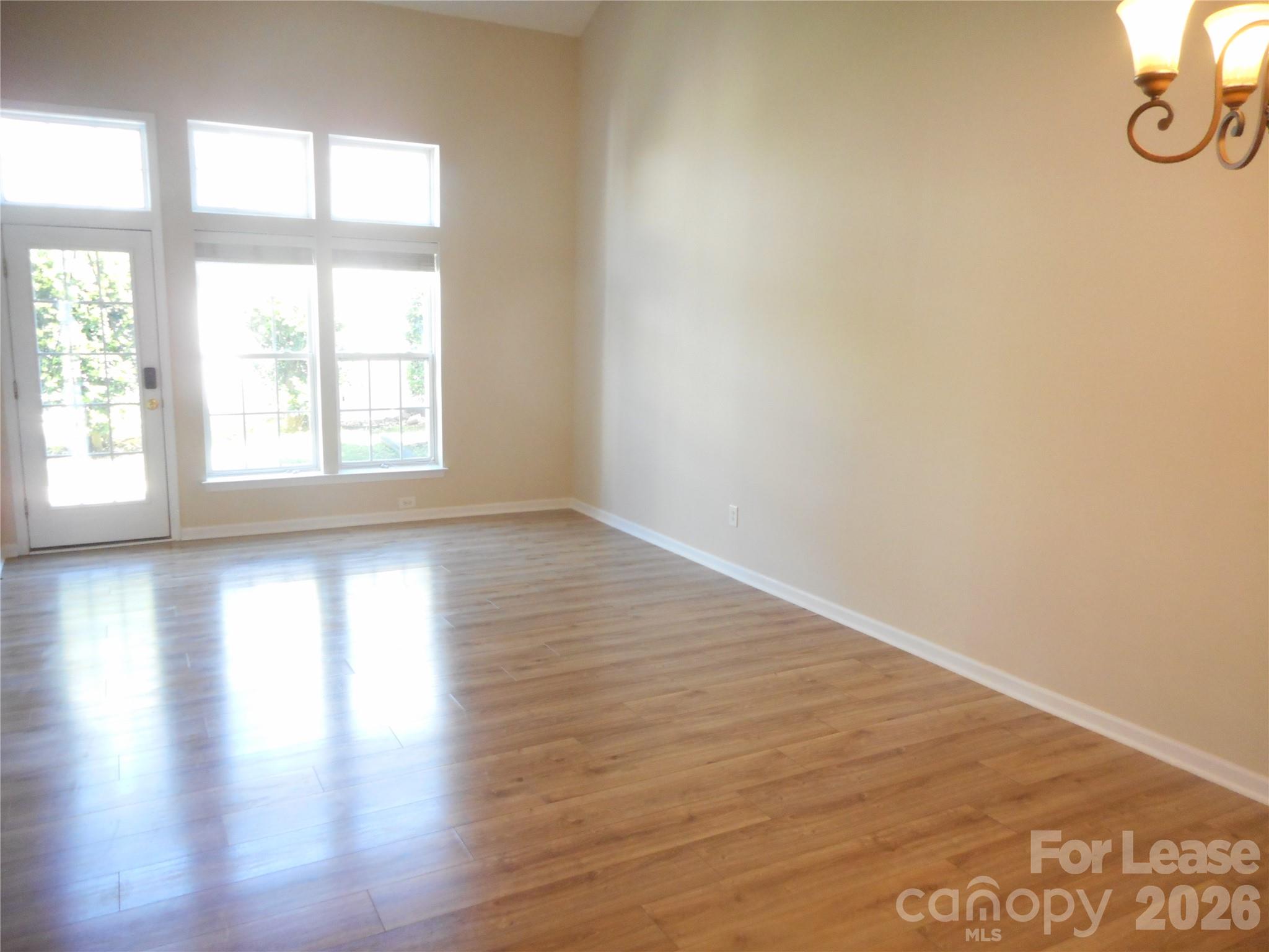 559 Pate Drive Property Photo 8