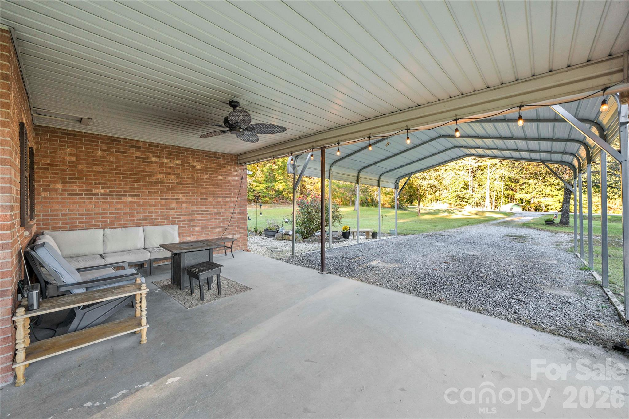 1875 Davis Circle Property Photo 7