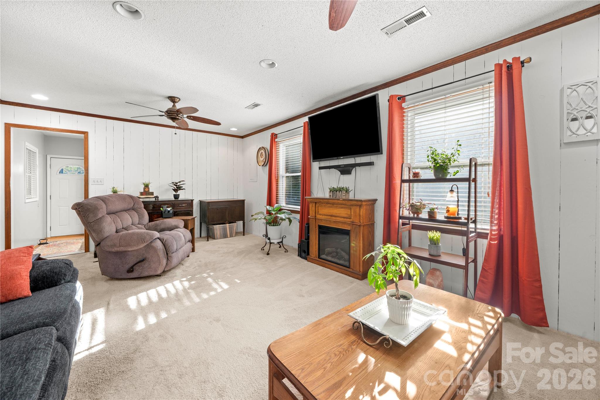 1875 Davis Circle Property Photo 17