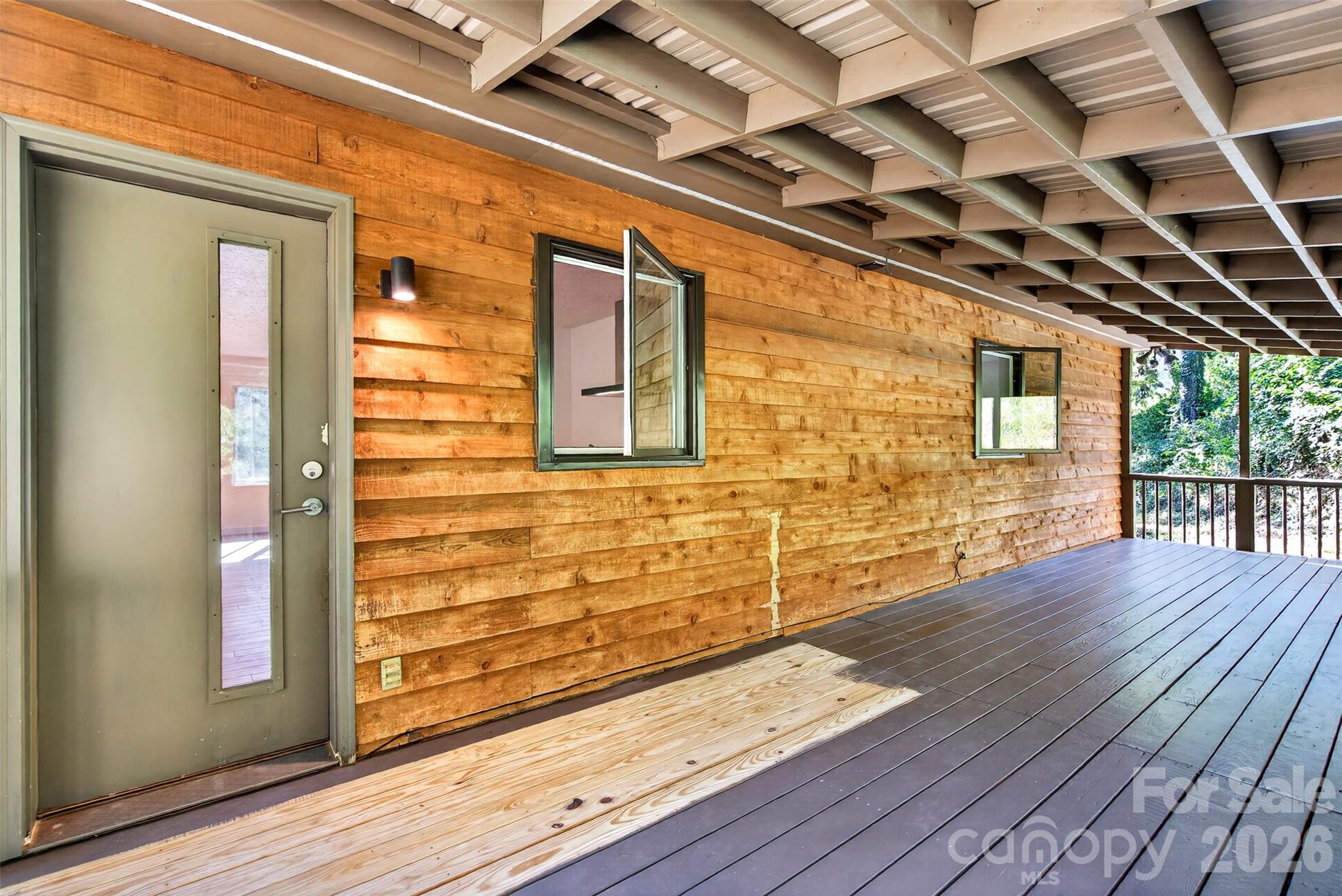 53 Hemlock Street Property Photo 8