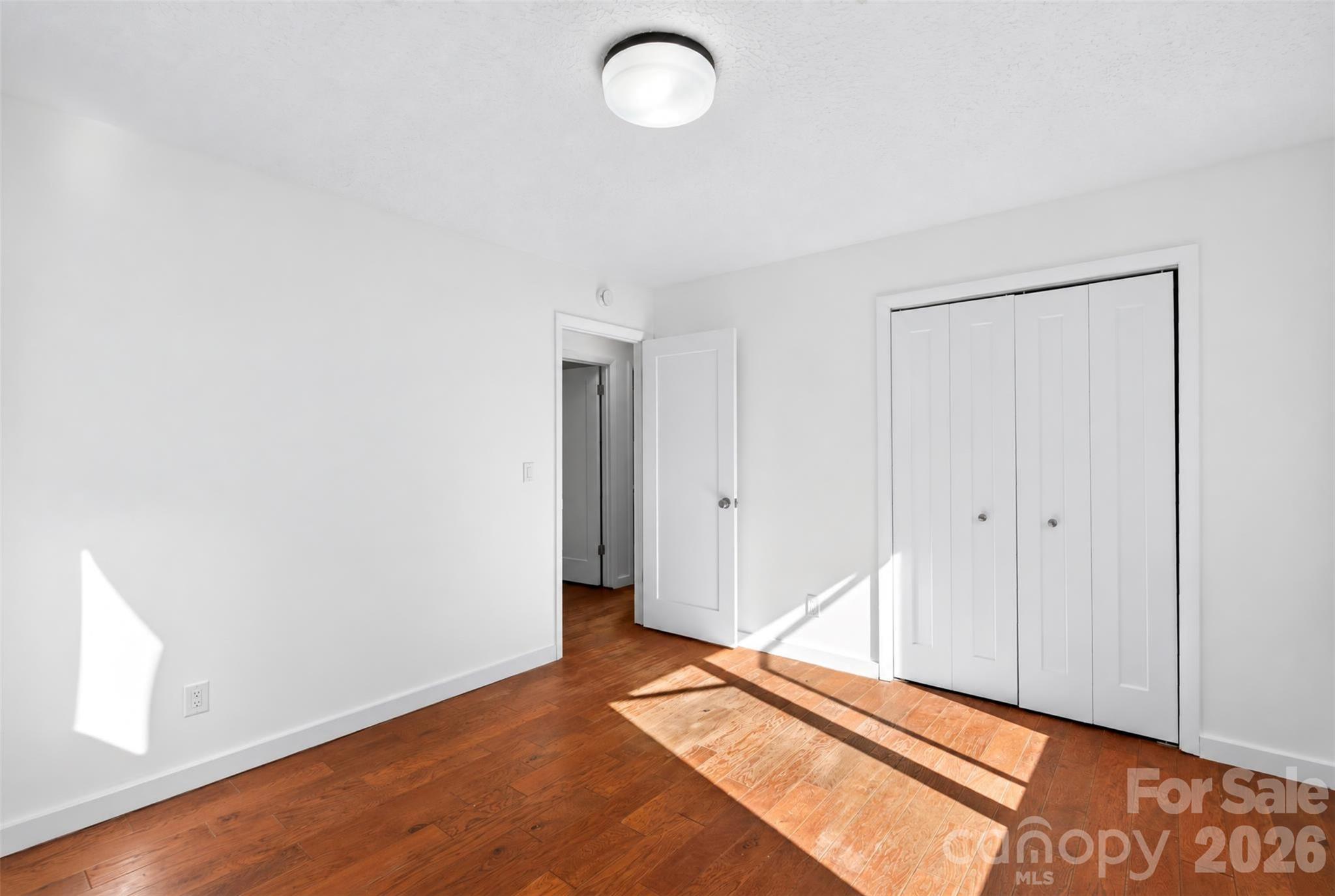 53 Hemlock Street Property Photo 16
