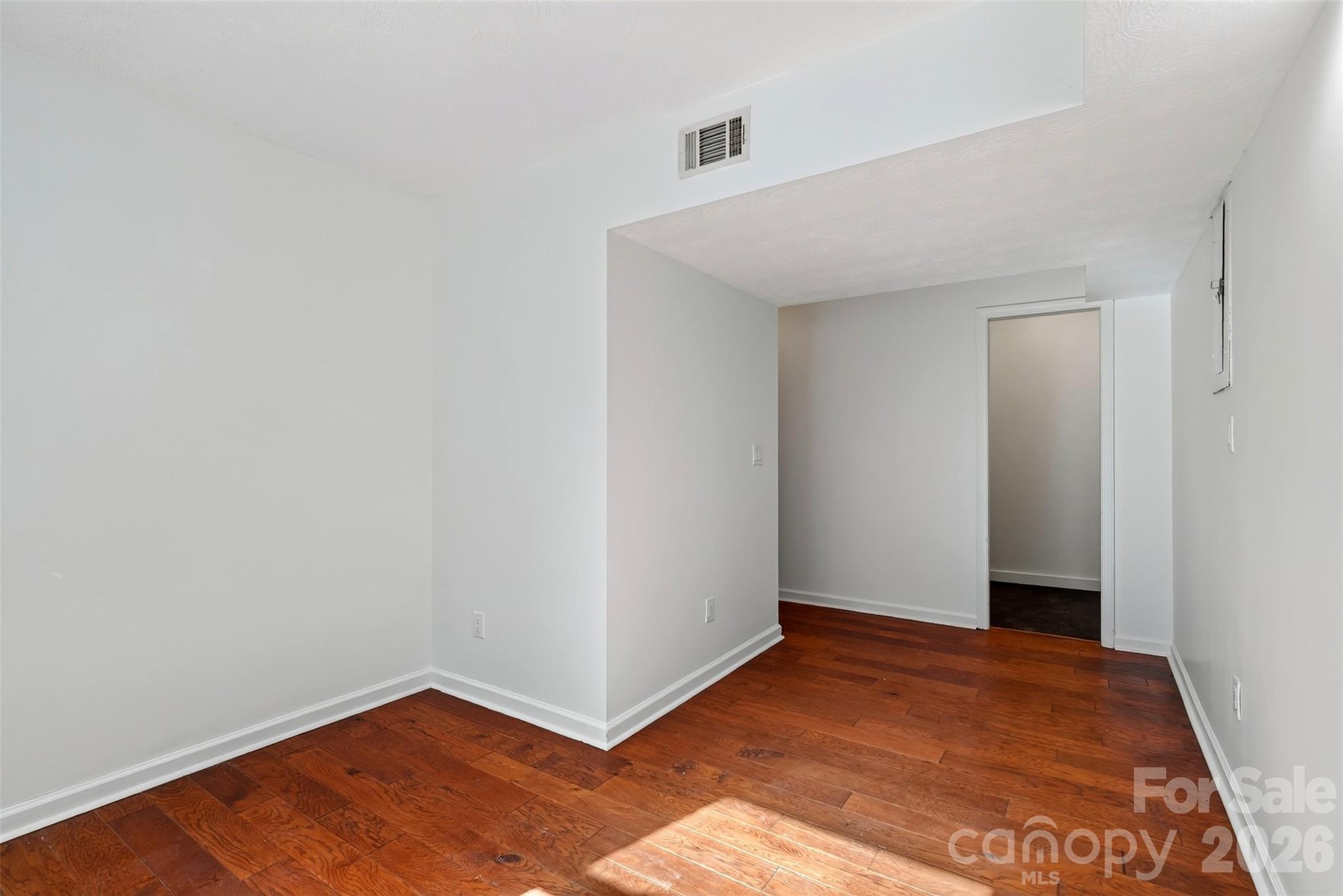 53 Hemlock Street Property Photo 20