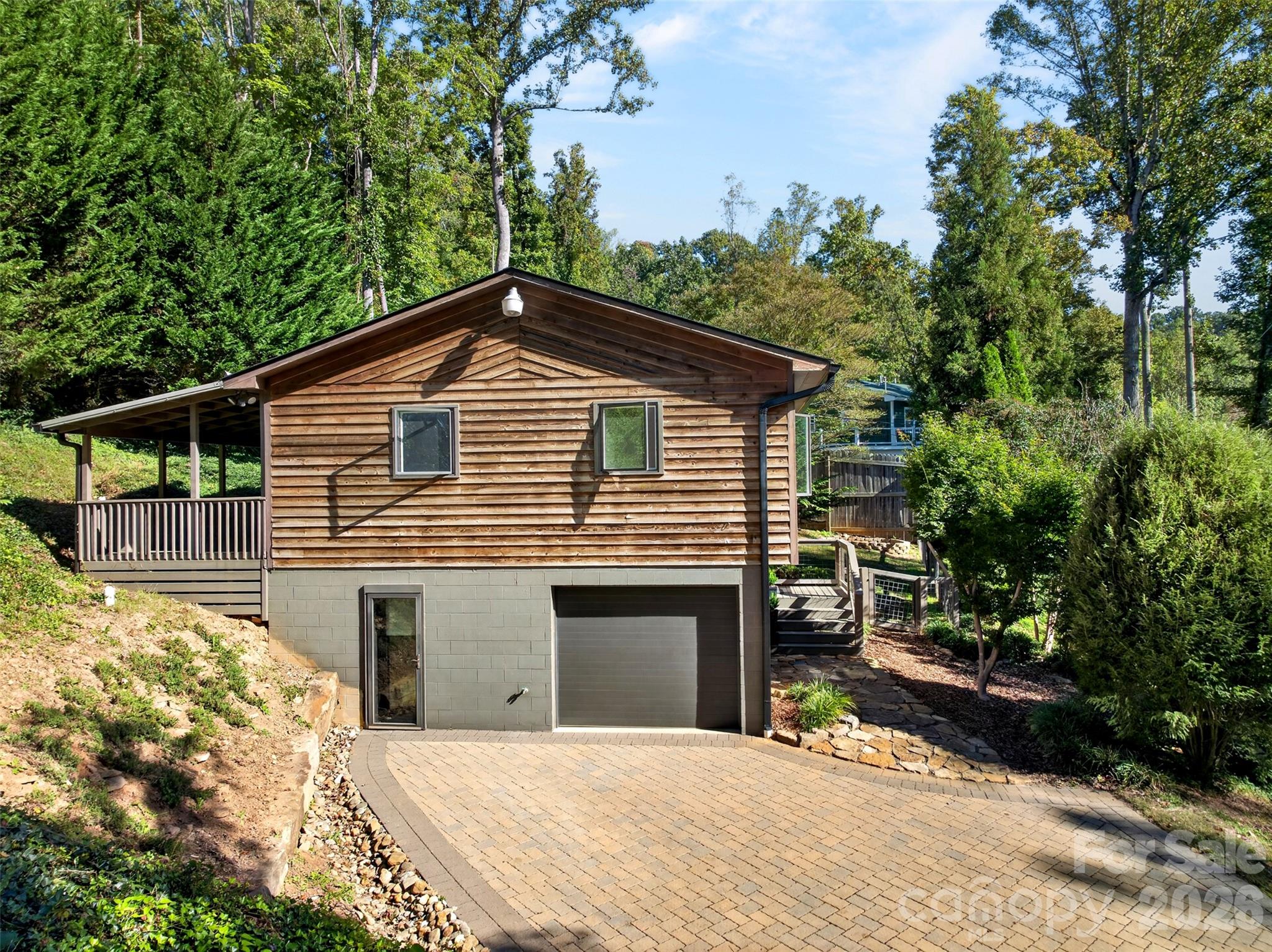 53 Hemlock Street Property Photo 29
