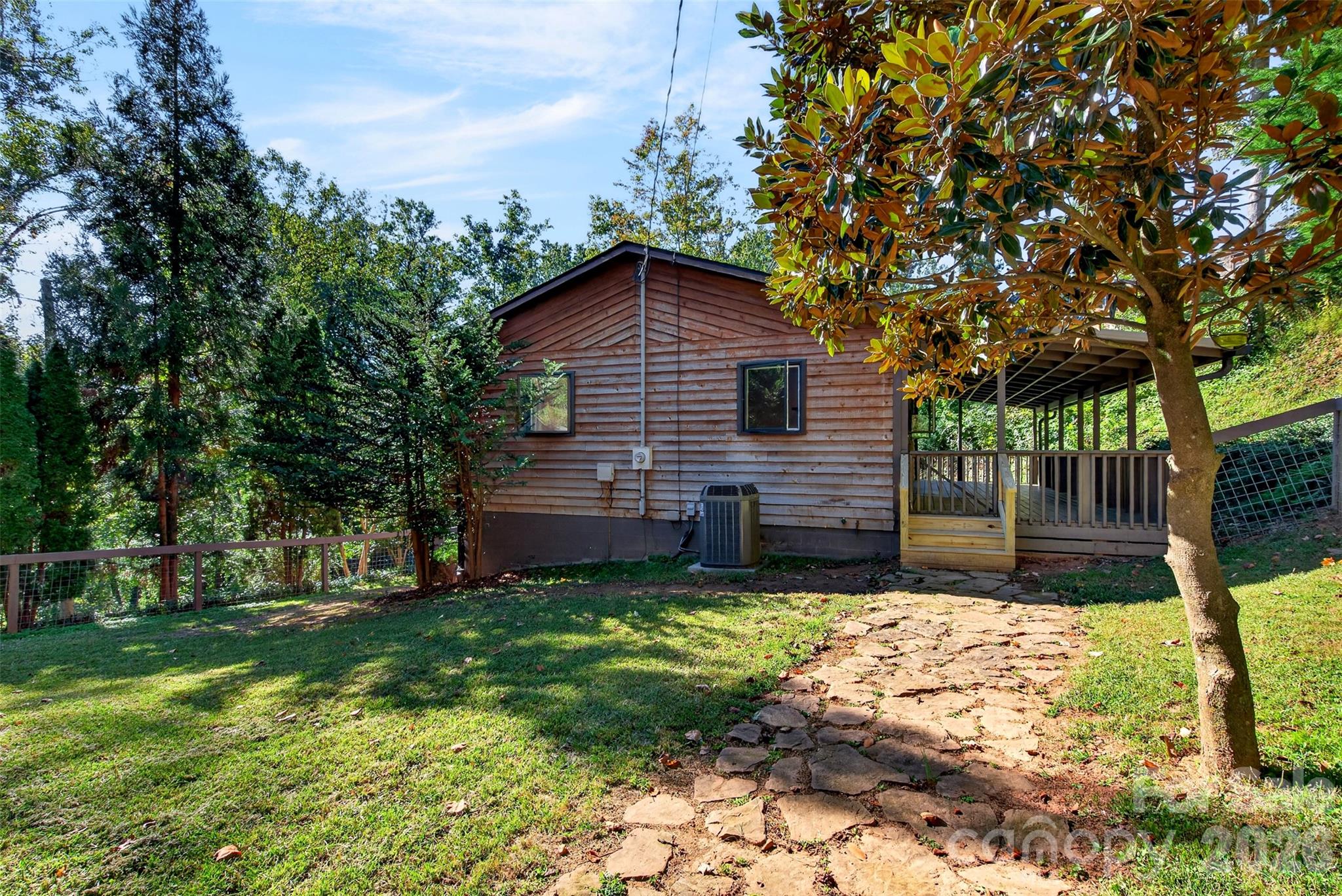 53 Hemlock Street Property Photo 31