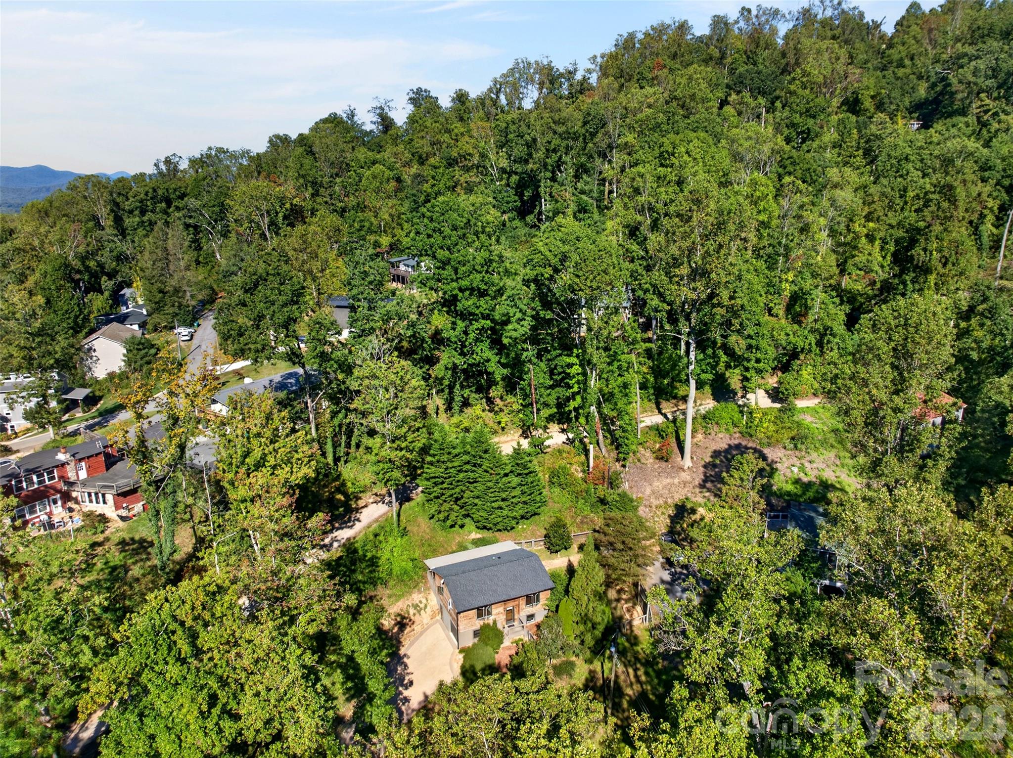 53 Hemlock Street Property Photo 33