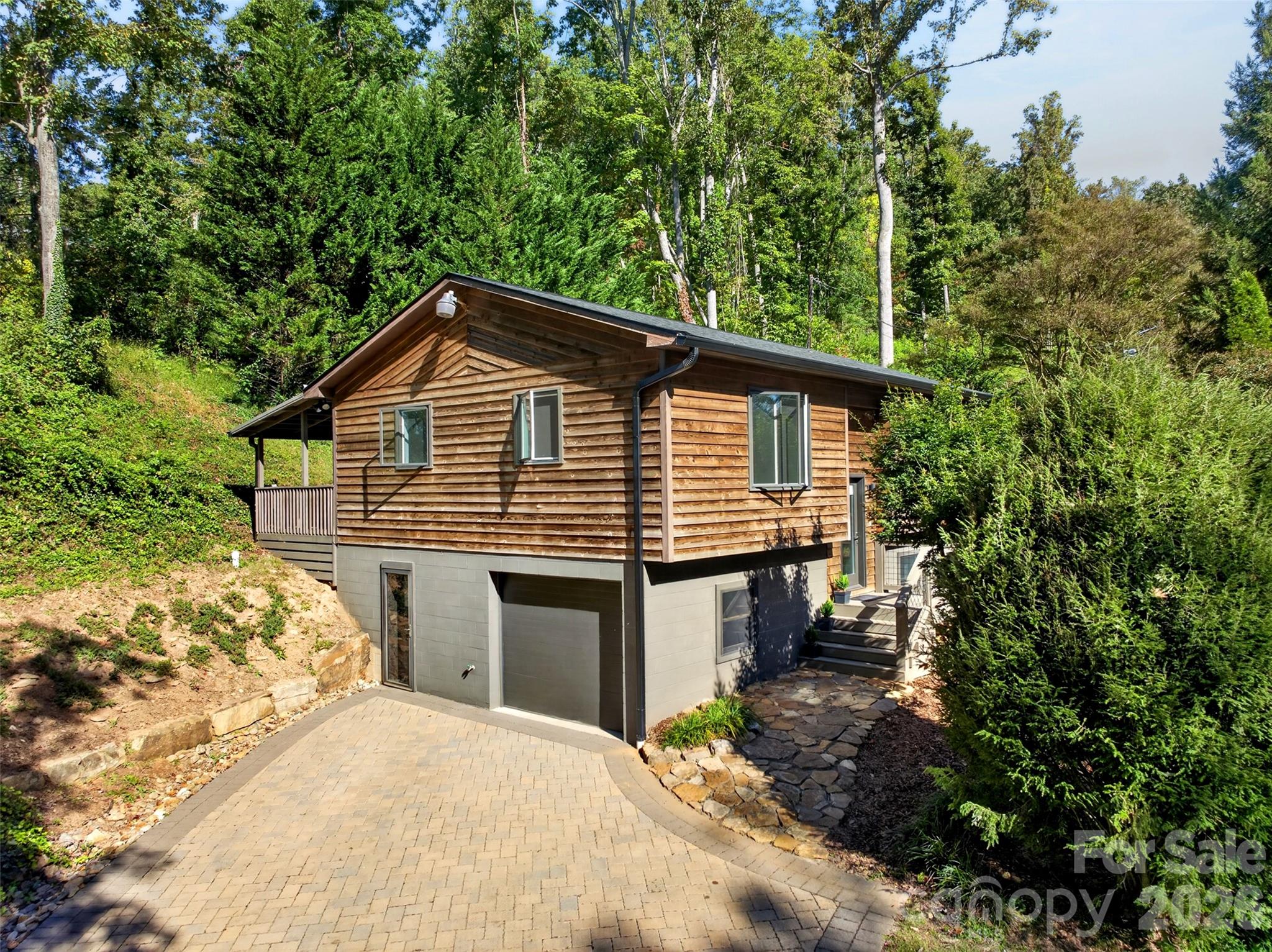 53 Hemlock Street Property Photo 48