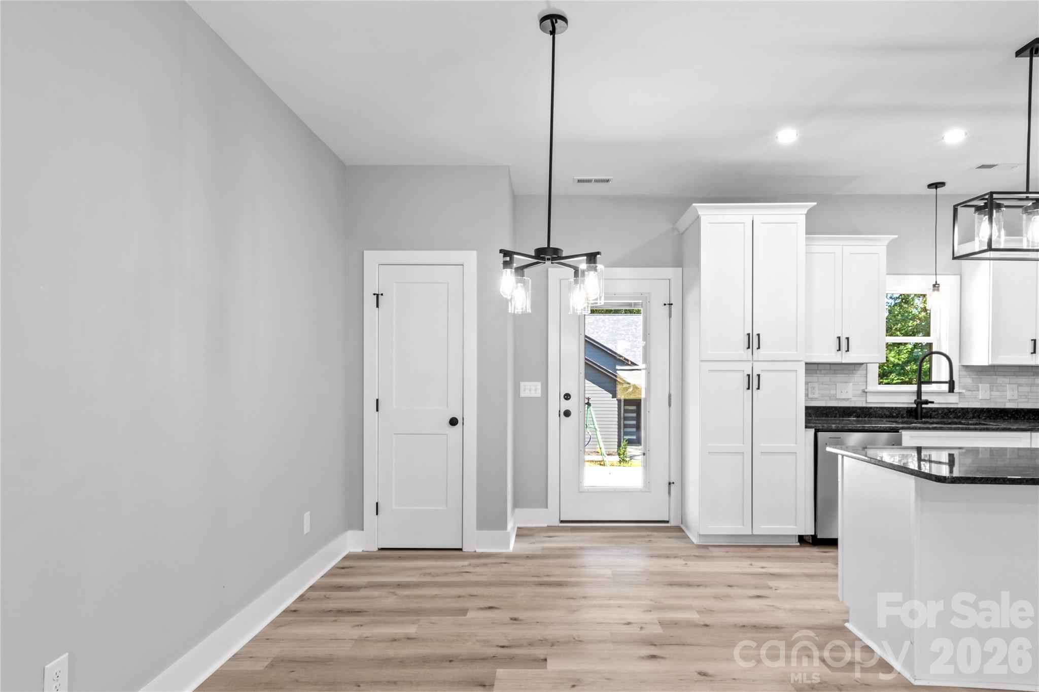 2303 Frederick Drive Property Photo 8