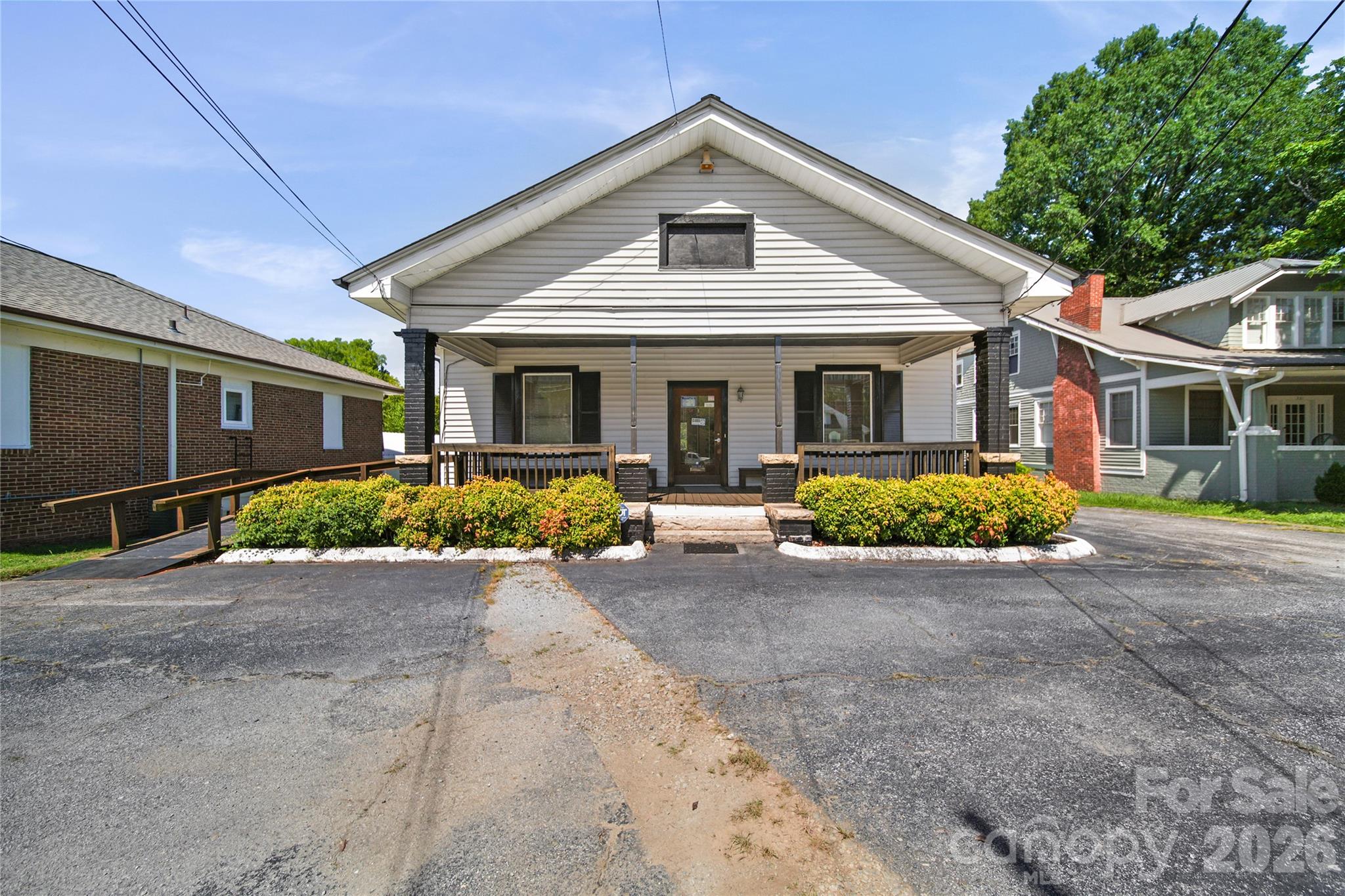 217 Mocksville Avenue Property Photo 1