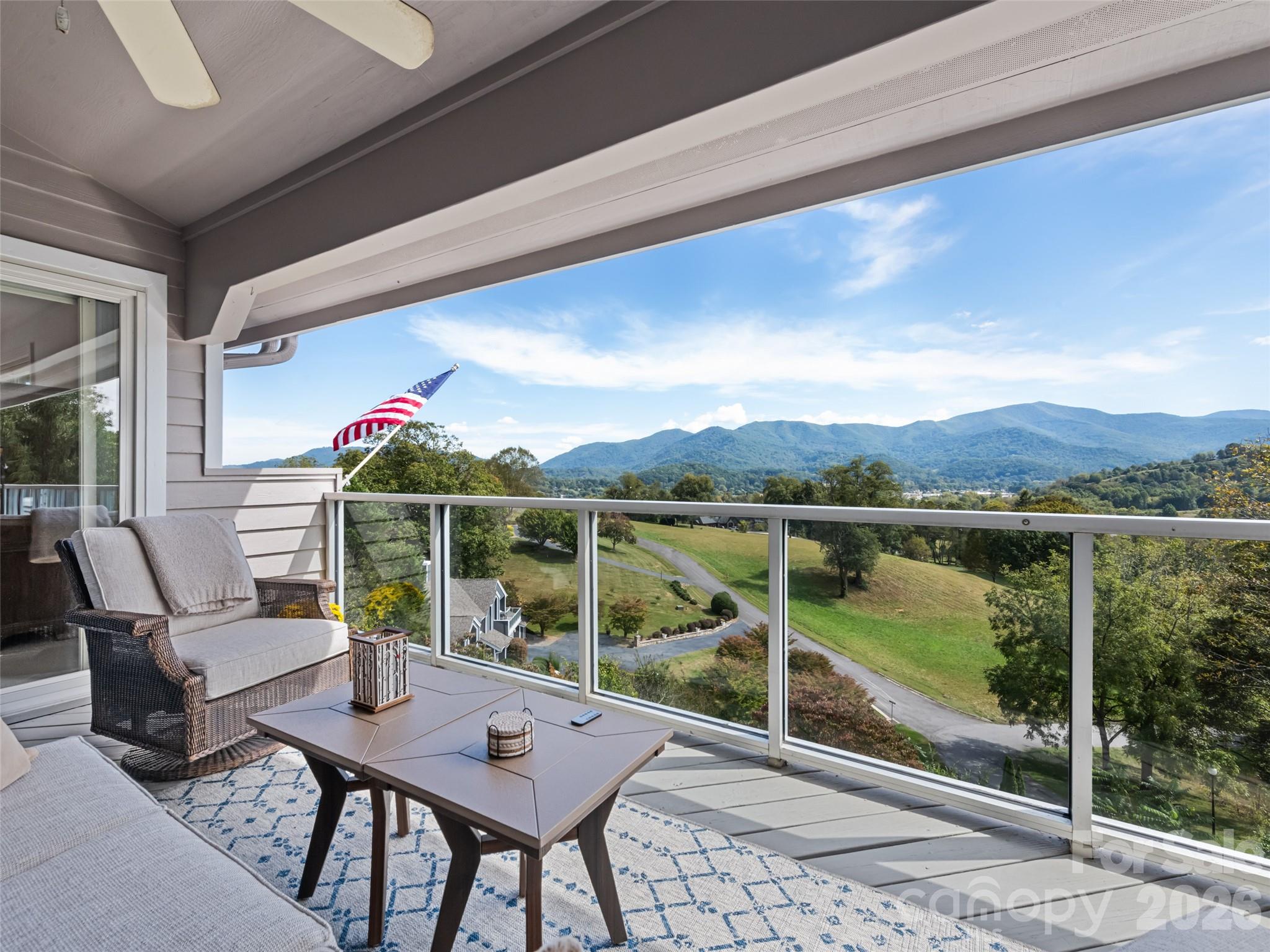 360 Skylark Lane Property Photo 14