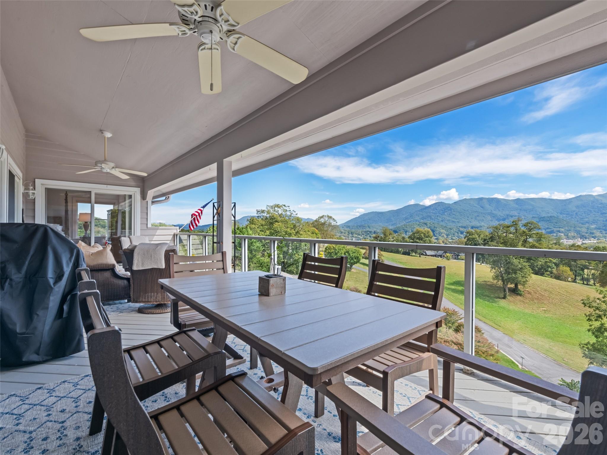 360 Skylark Lane Property Photo 15