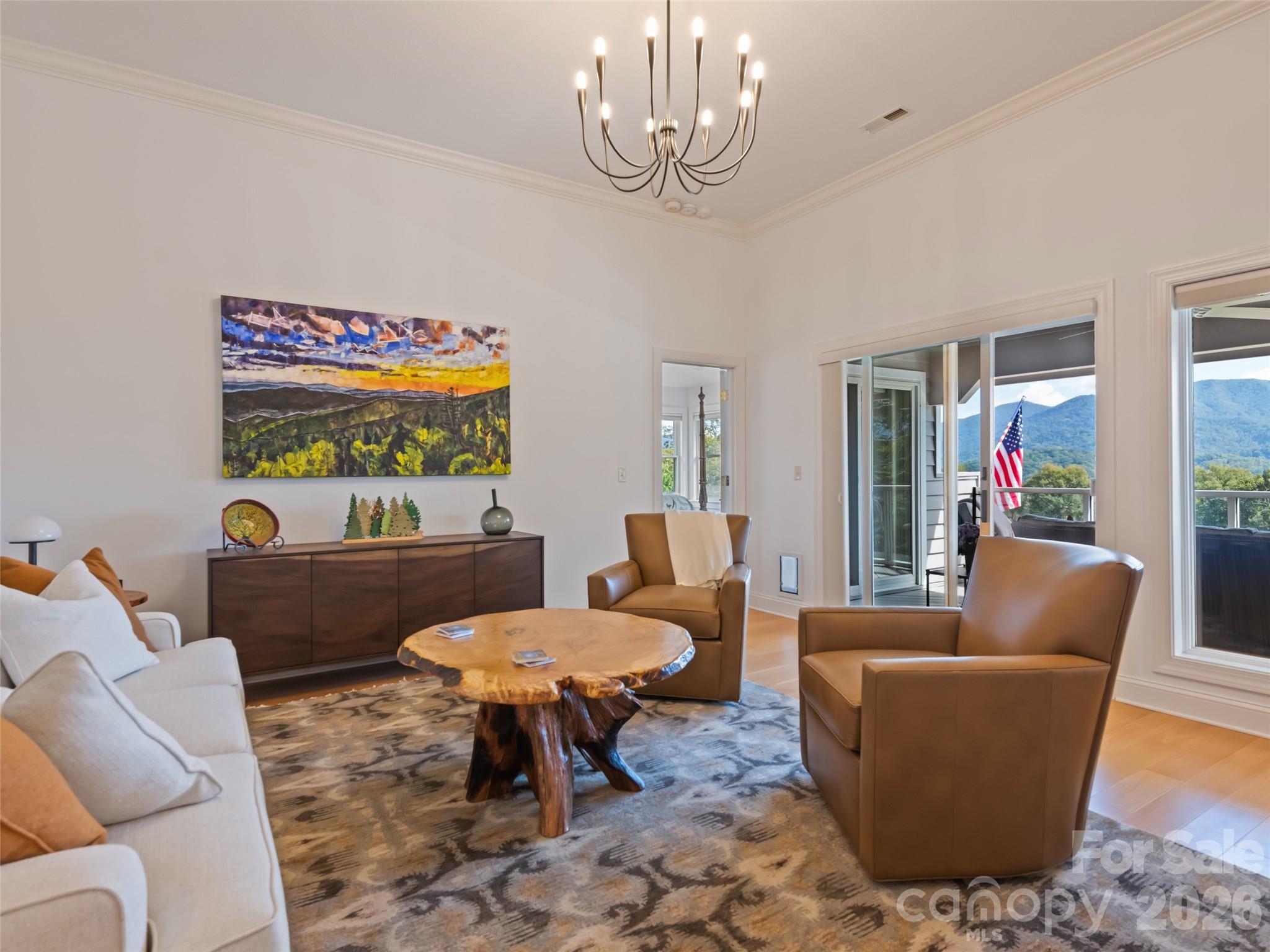 360 Skylark Lane Property Photo 17