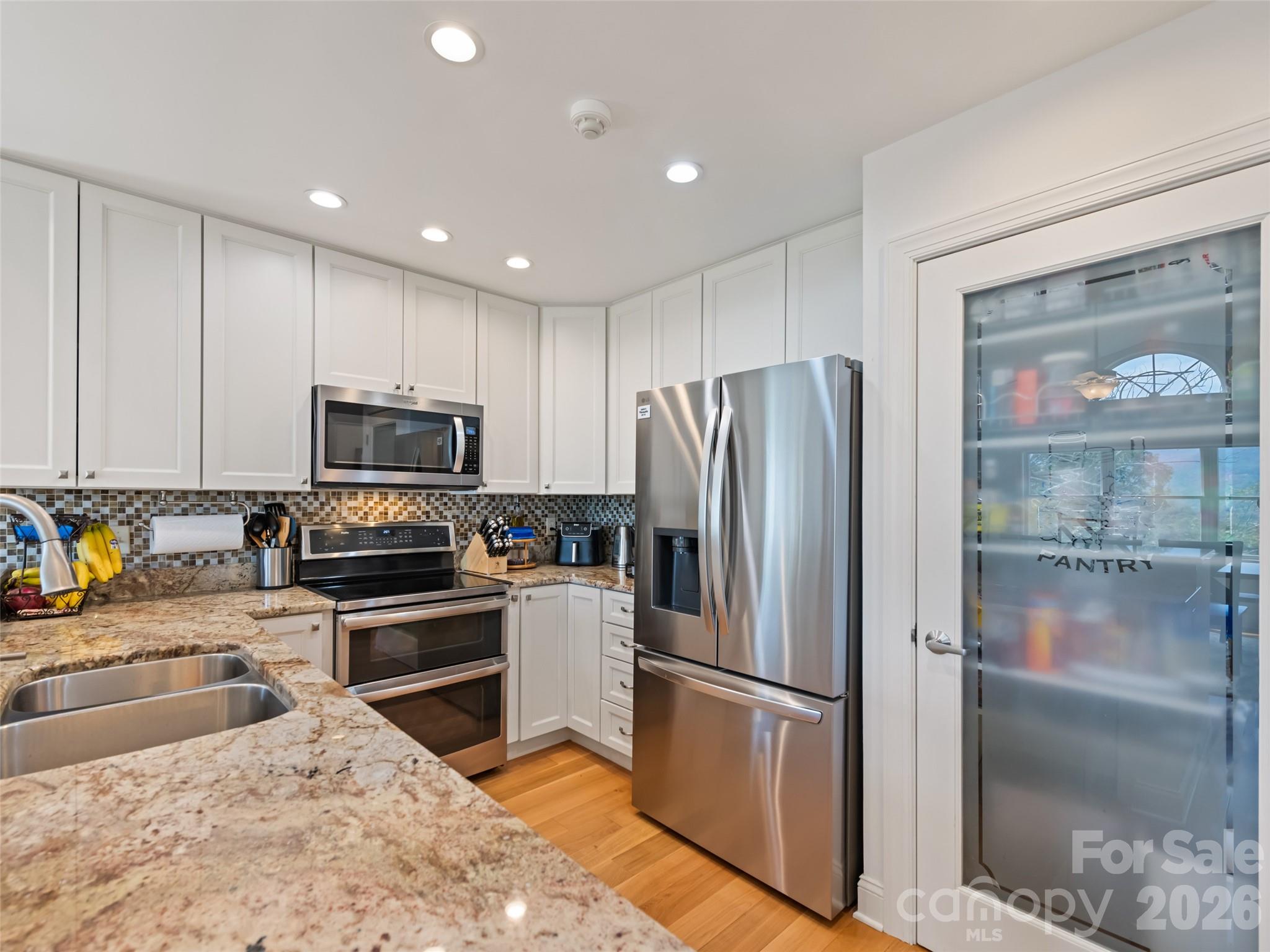 360 Skylark Lane Property Photo 27