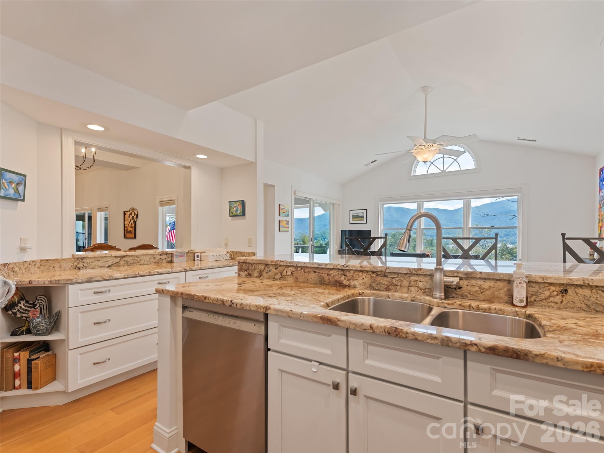360 Skylark Lane Property Photo 29